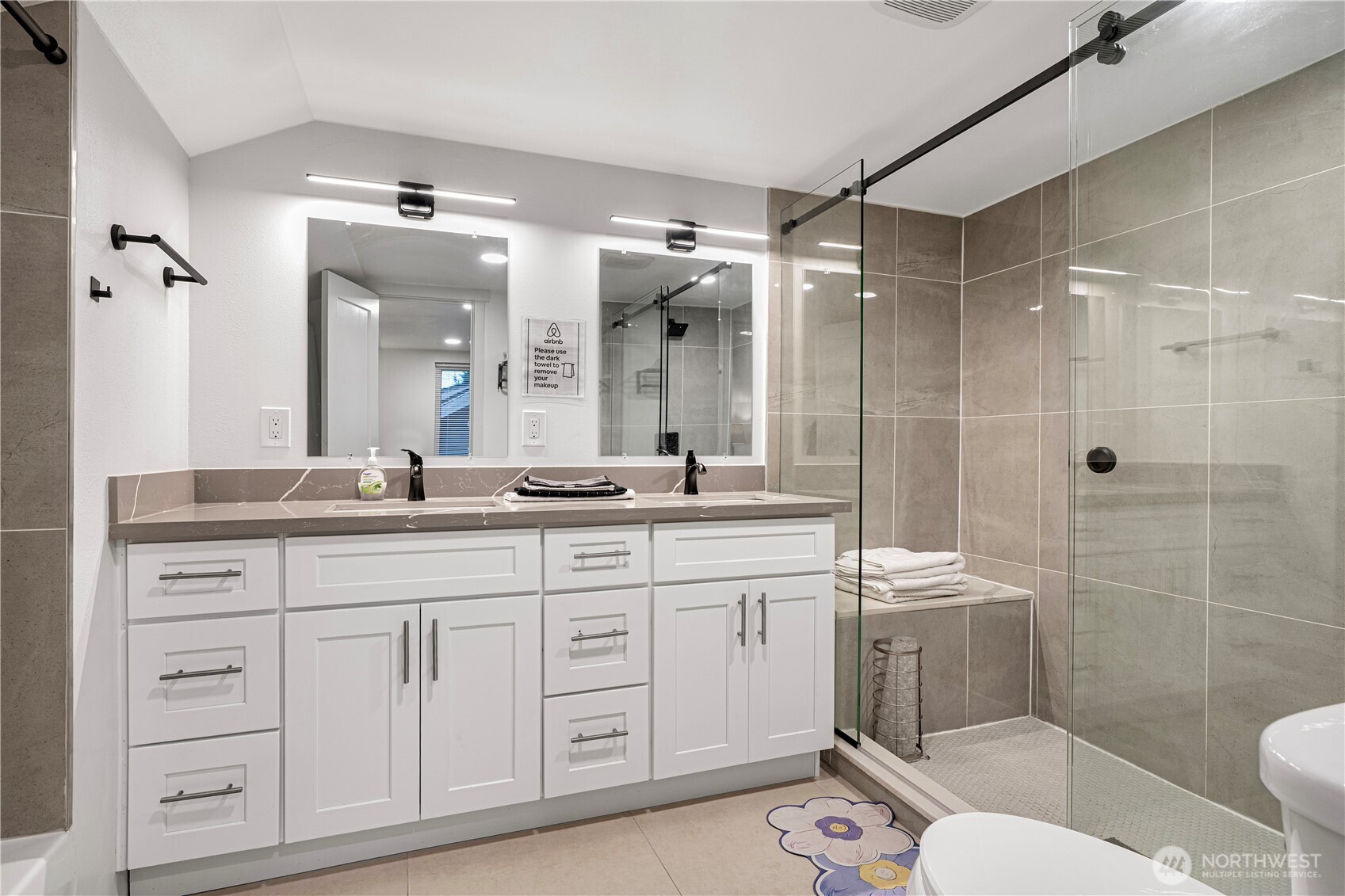 MLS #NWM2468958 image #10