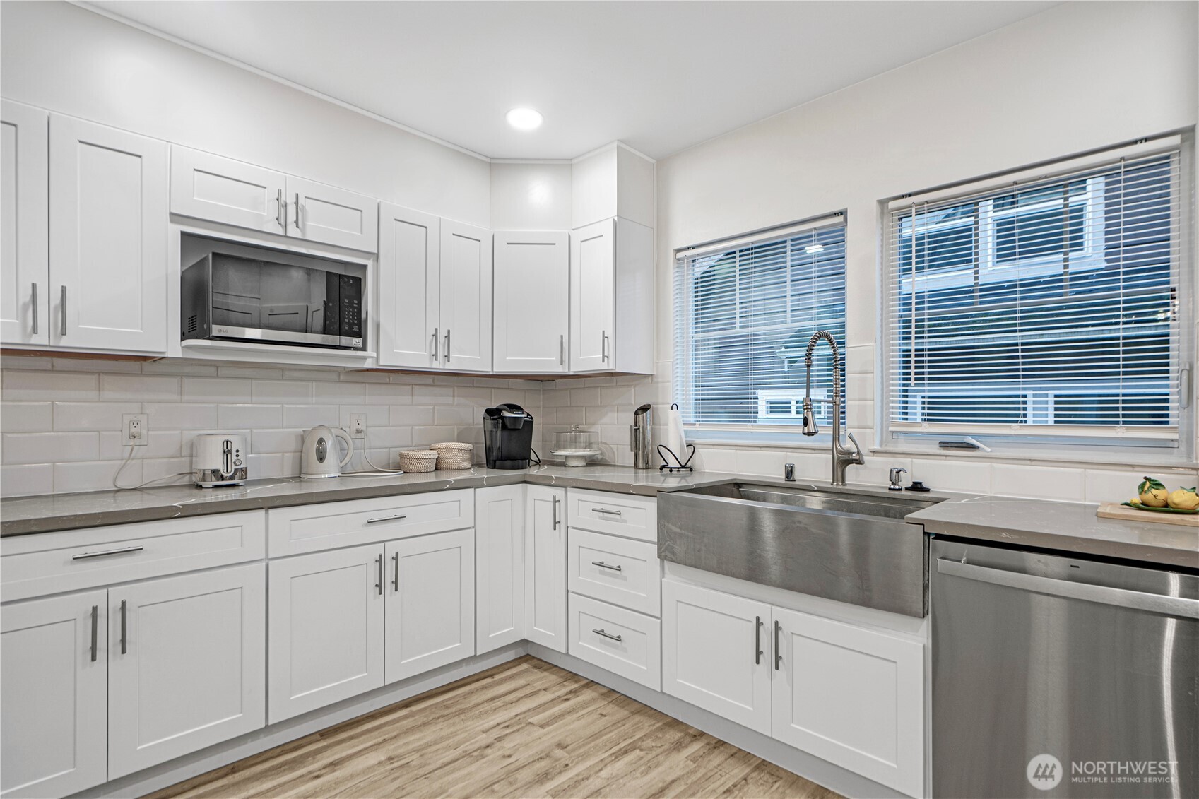 MLS #NWM2468958 image #7