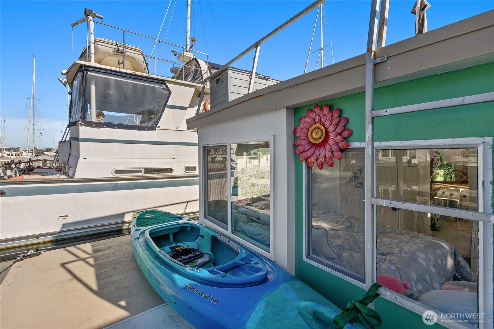 MLS #NWM2469688 image #10