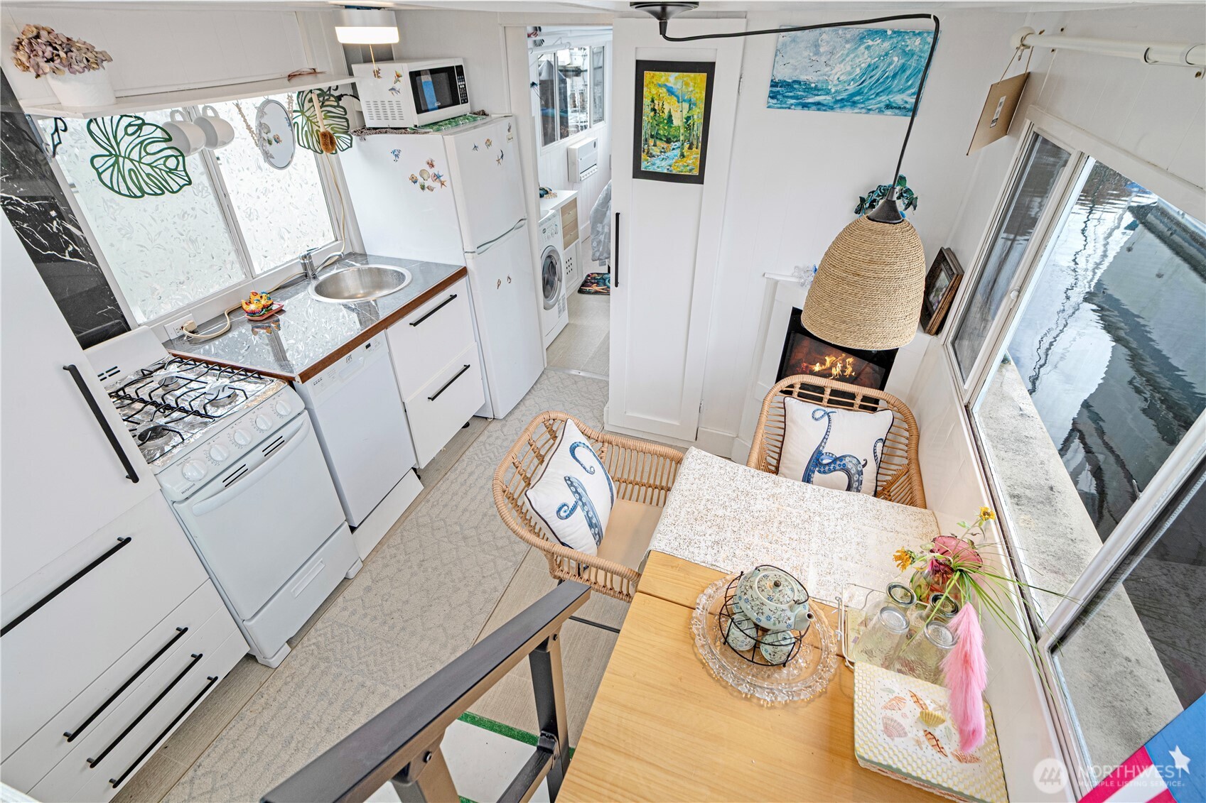 MLS #NWM2469688 image #16