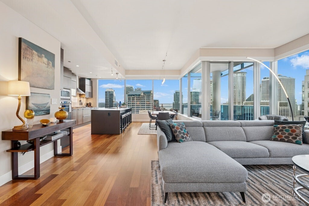 MLS #NWM2469713 image #4