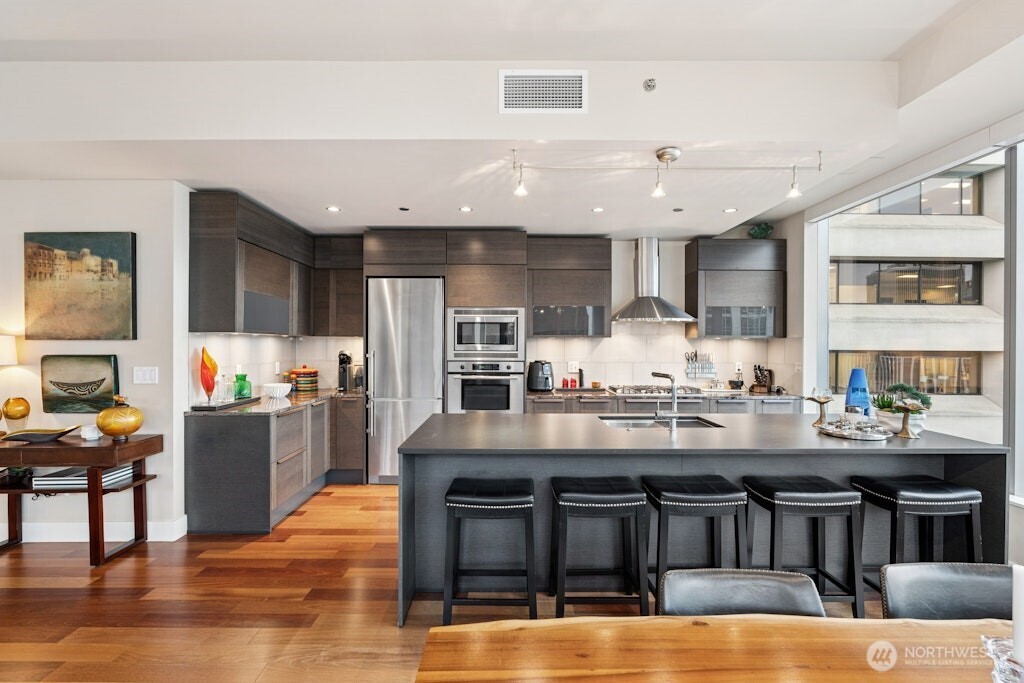 MLS #NWM2469713 image #8