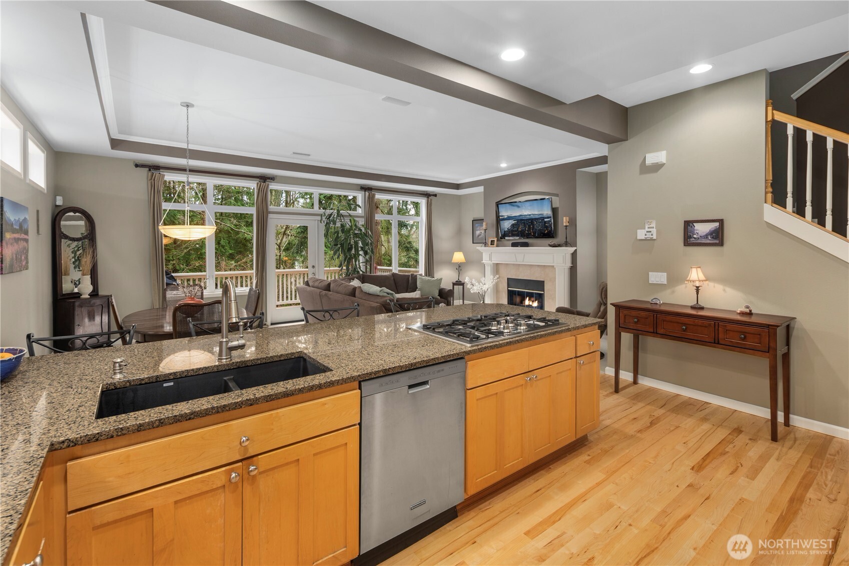 MLS #NWM2469788 image #5