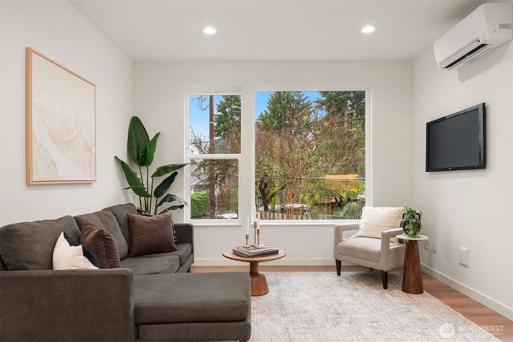 MLS #NWM2469835 image #7