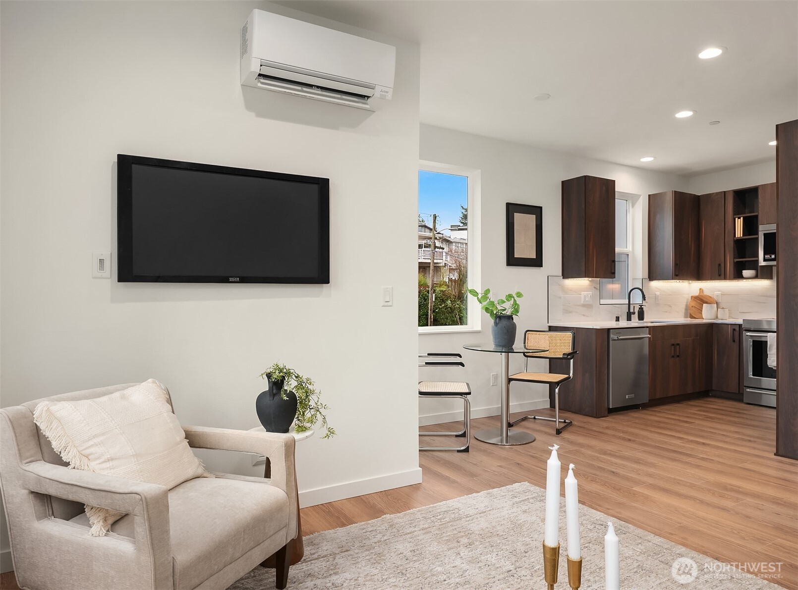 MLS #NWM2469835 image #11