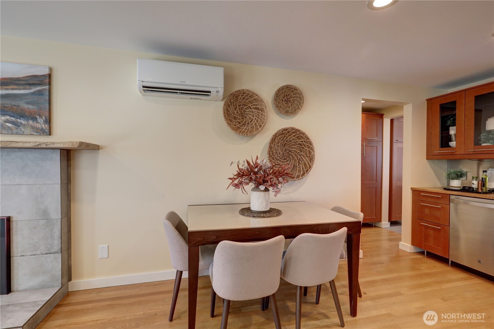 MLS #NWM2469841 image #6