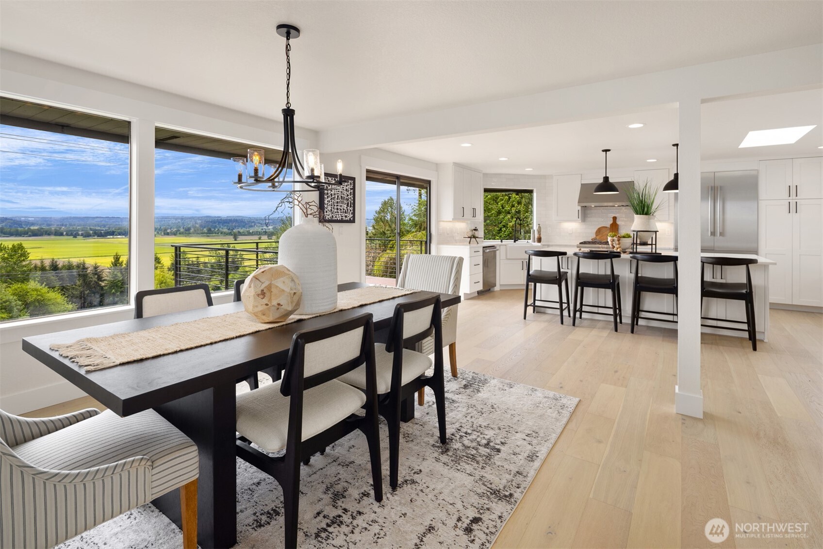 MLS #NWM2469868 image #6