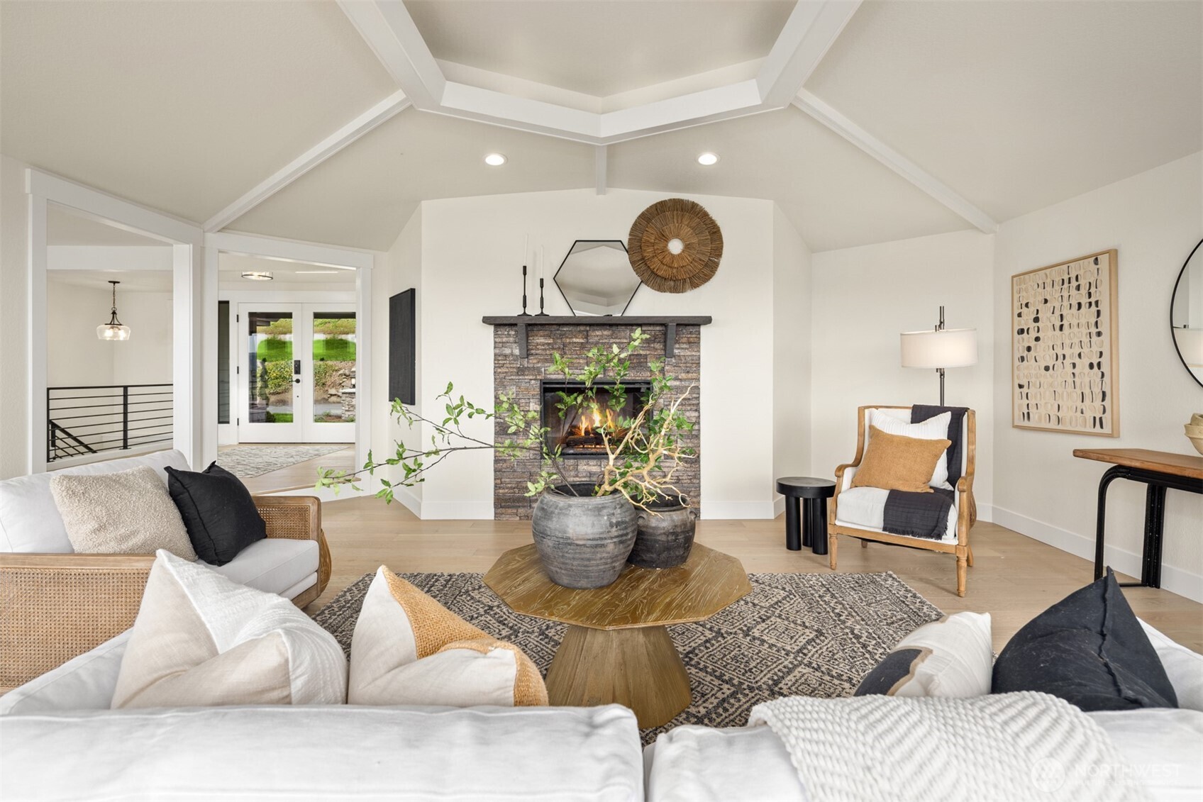 MLS #NWM2469868 image #16