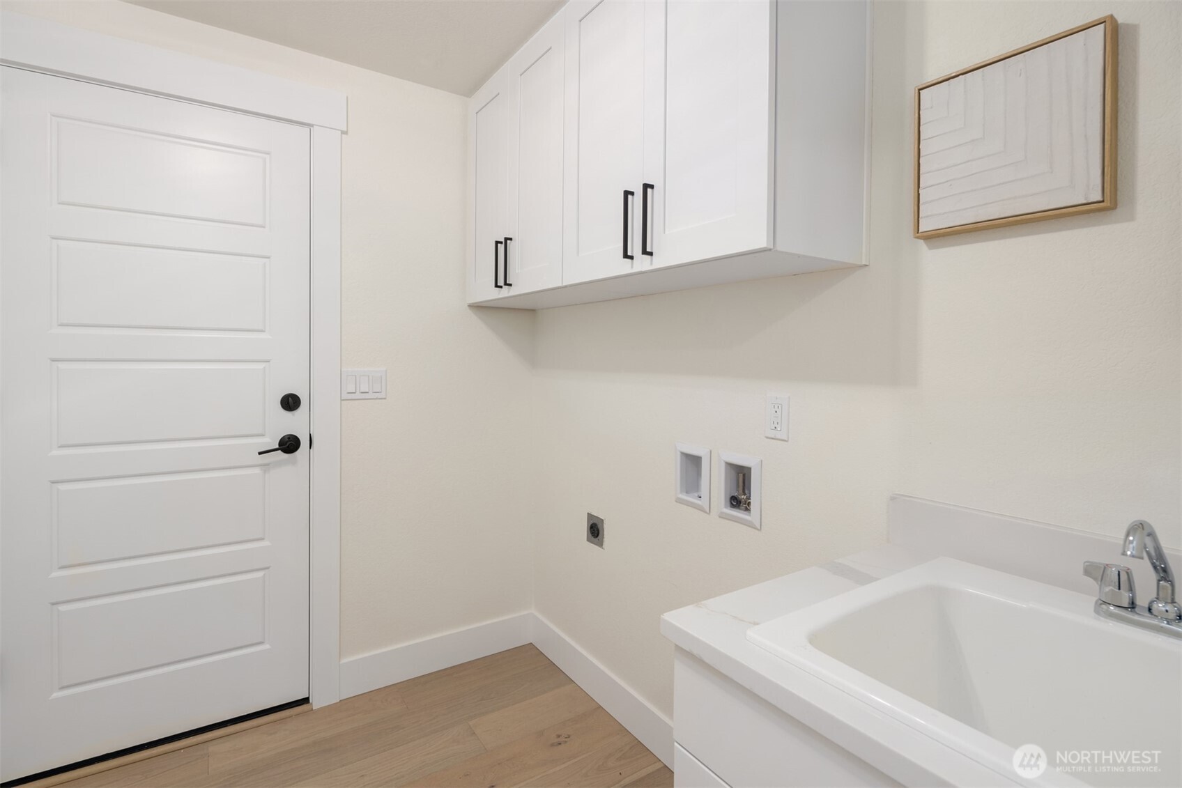 MLS #NWM2469868 image #17