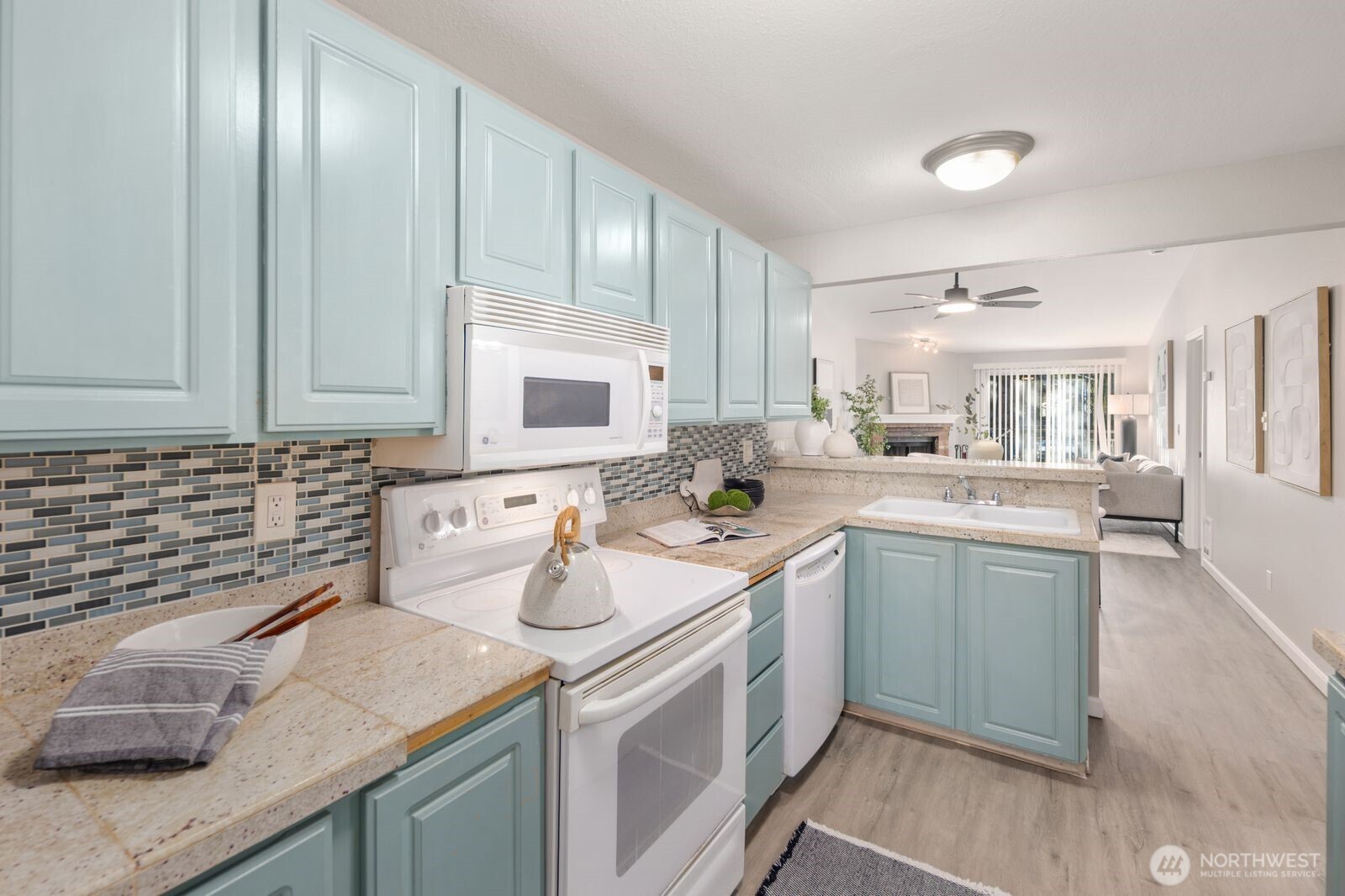 MLS #NWM2469899 image #12