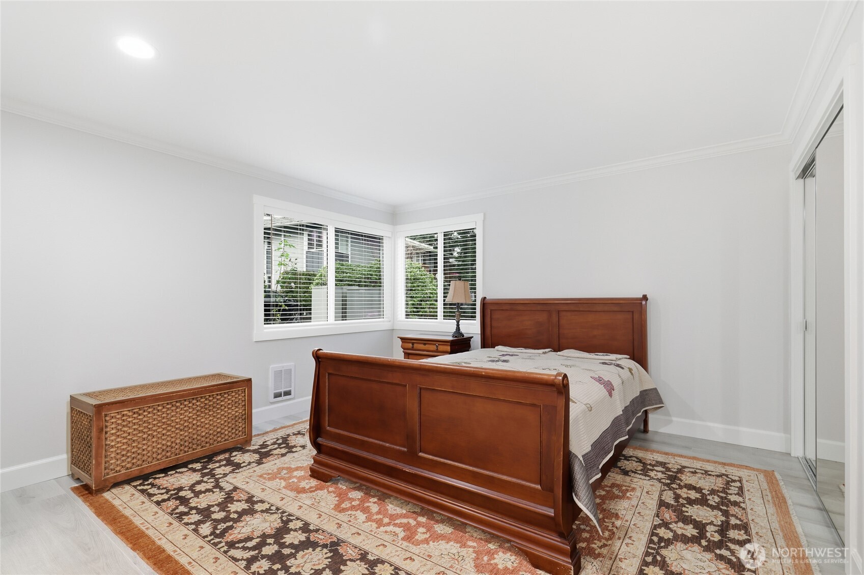 MLS #NWM2469993 image #15