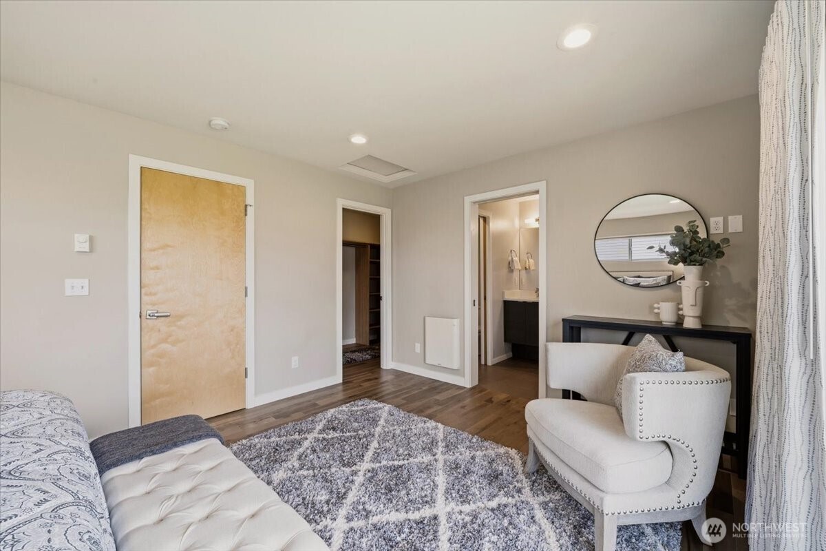 MLS #NWM2470896 image #17