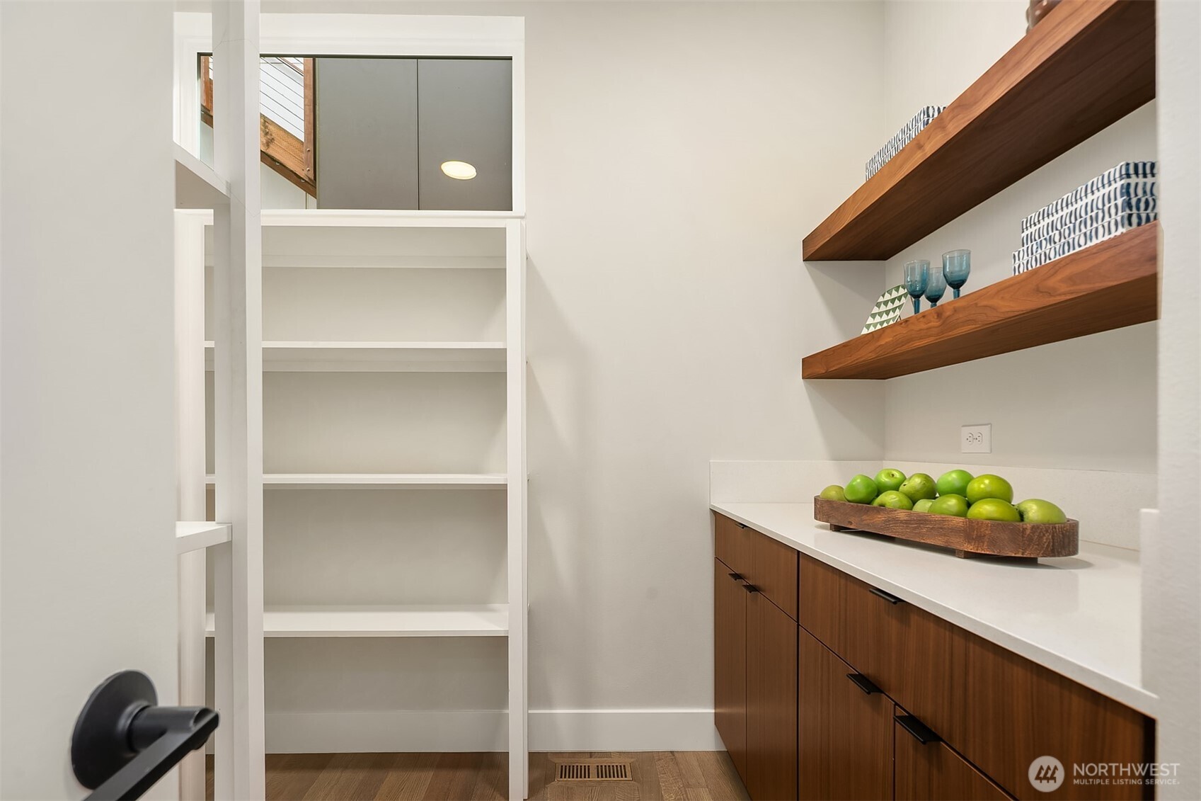 MLS #NWM2476477 image #8