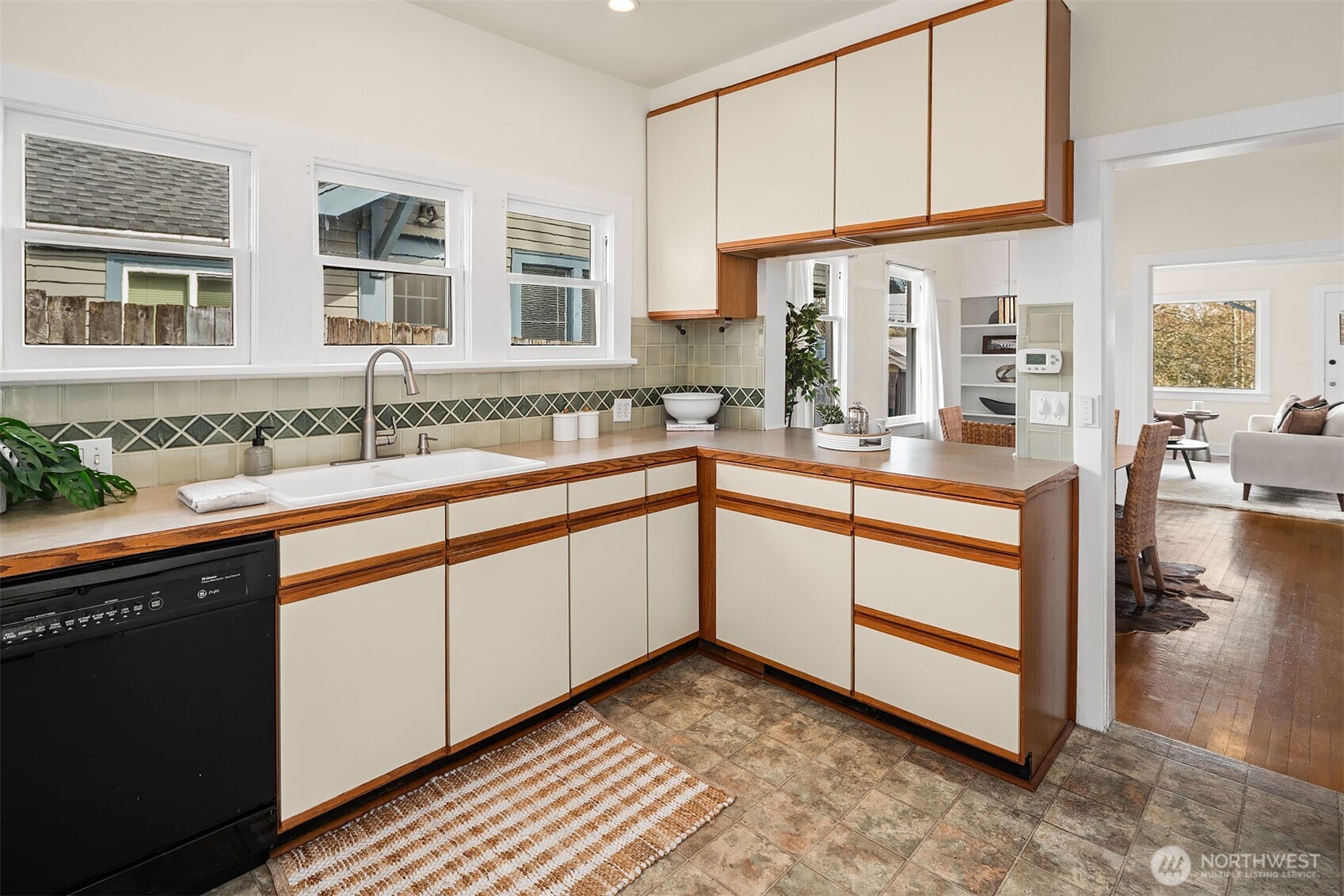 MLS #NWM2478219 image #8