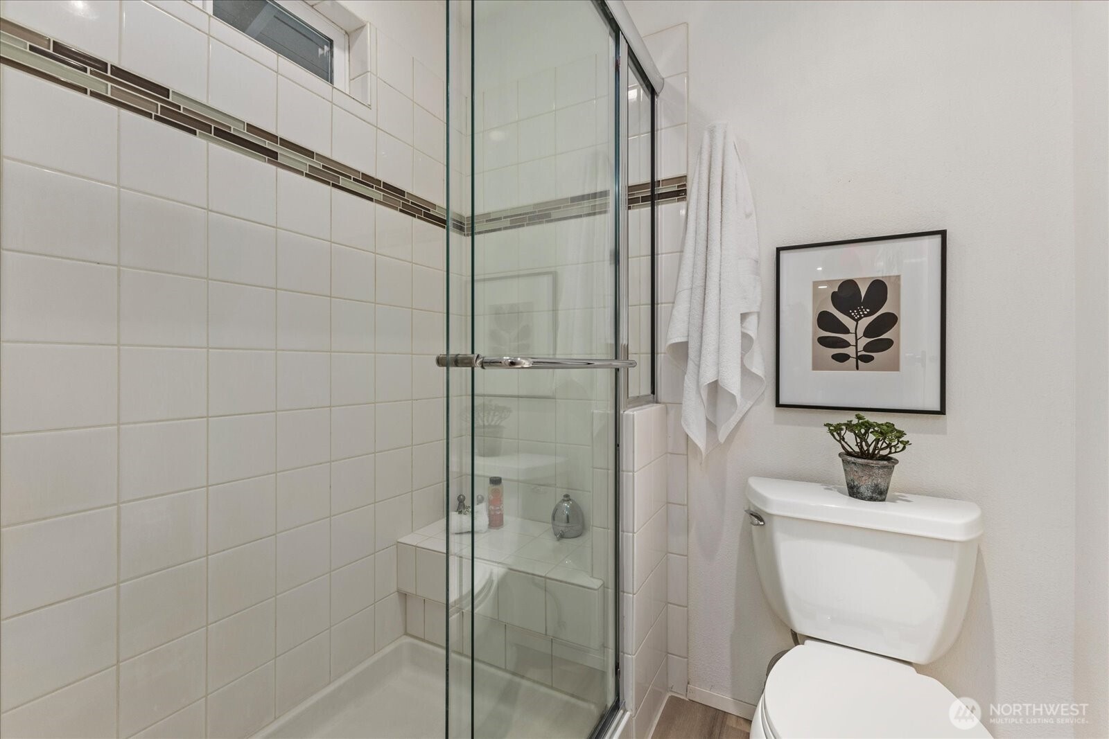 MLS #NWM2481037 image #20