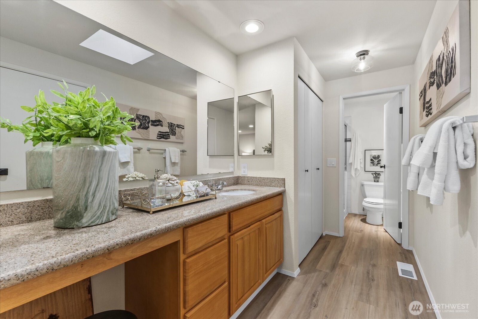 MLS #NWM2481037 image #21