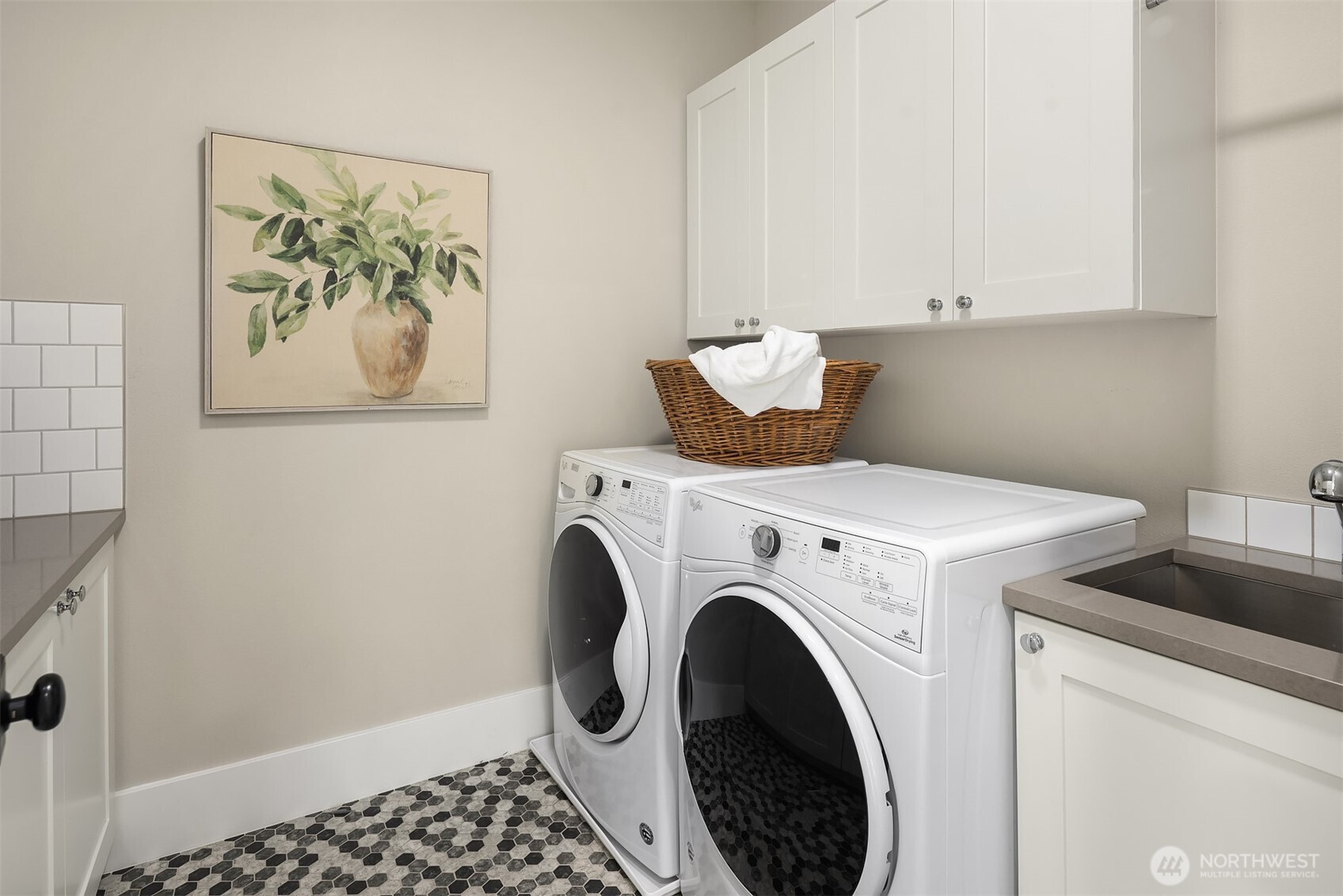 MLS #NWM2481463 image #16