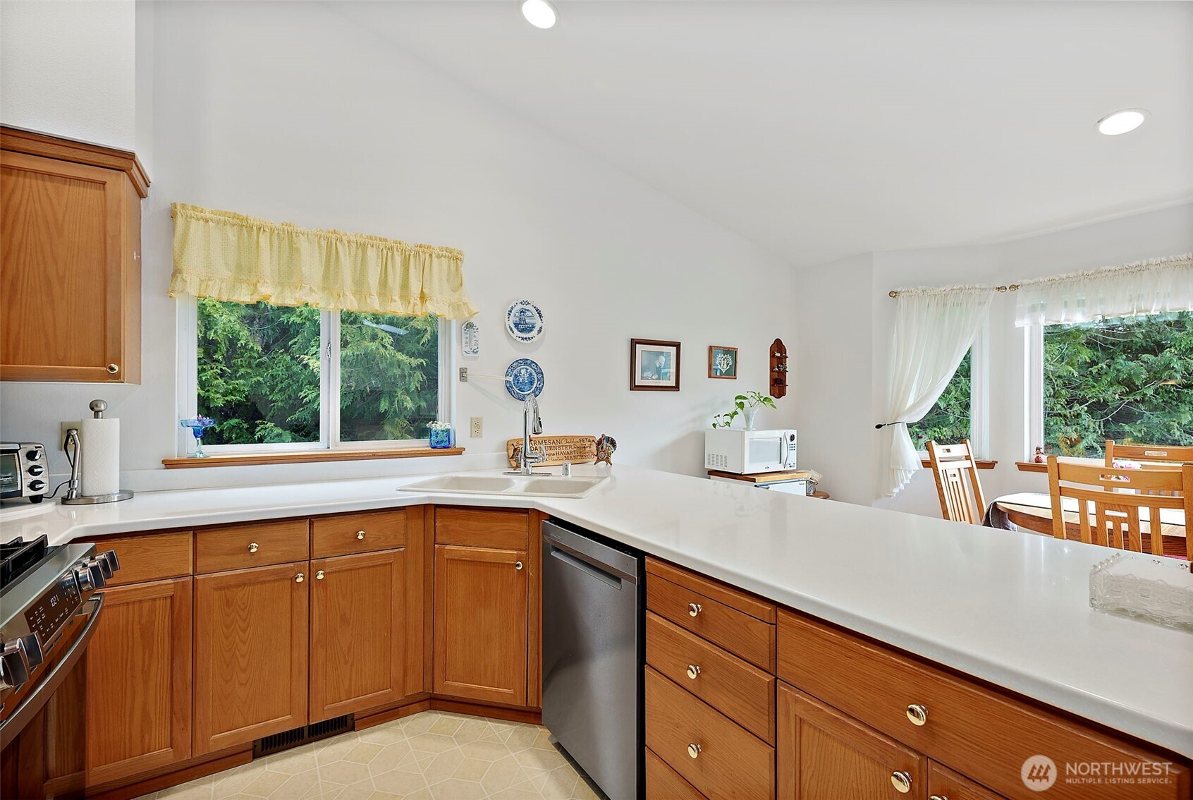 MLS #NWM2482632 image #17