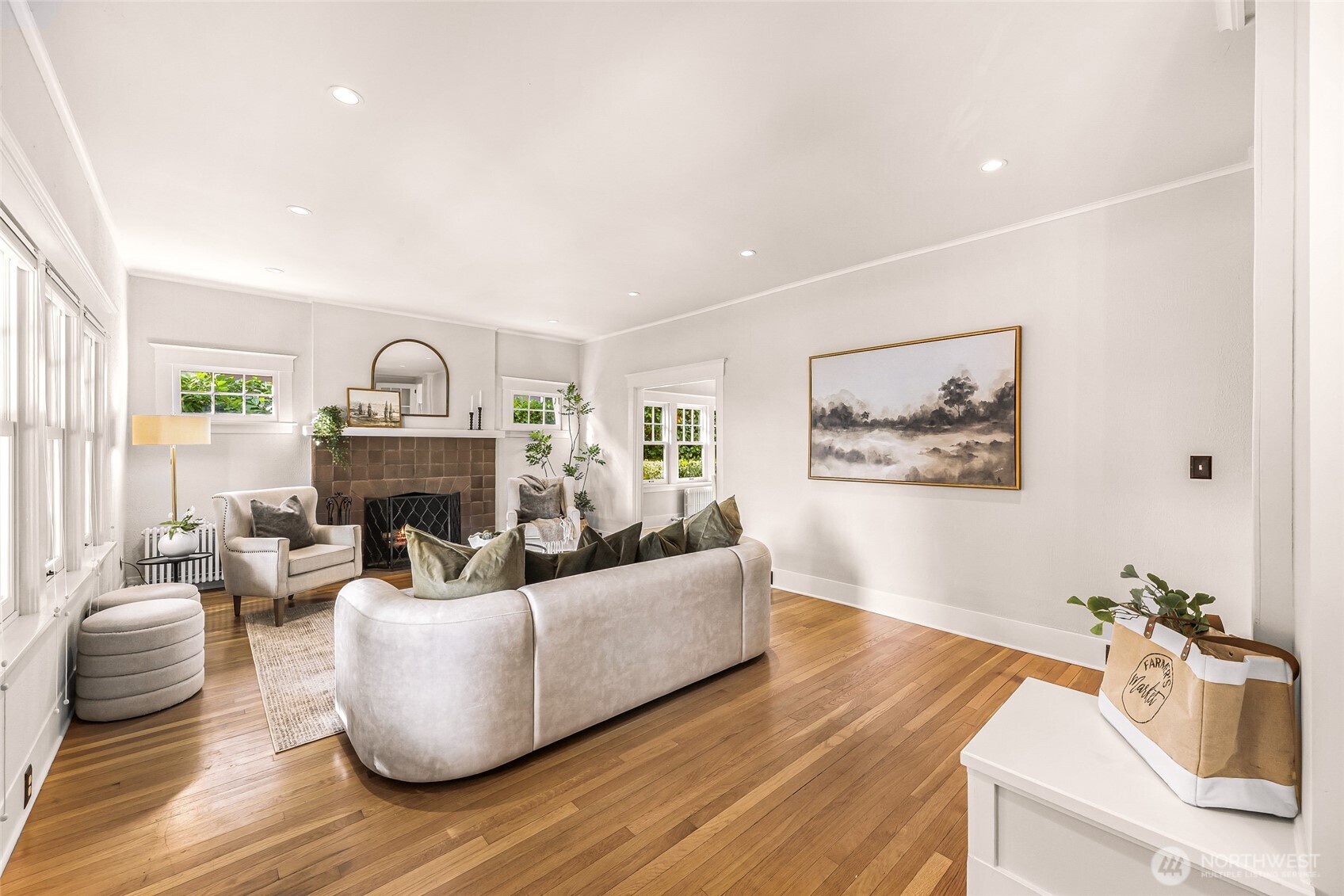 MLS #NWM2484794 image #4