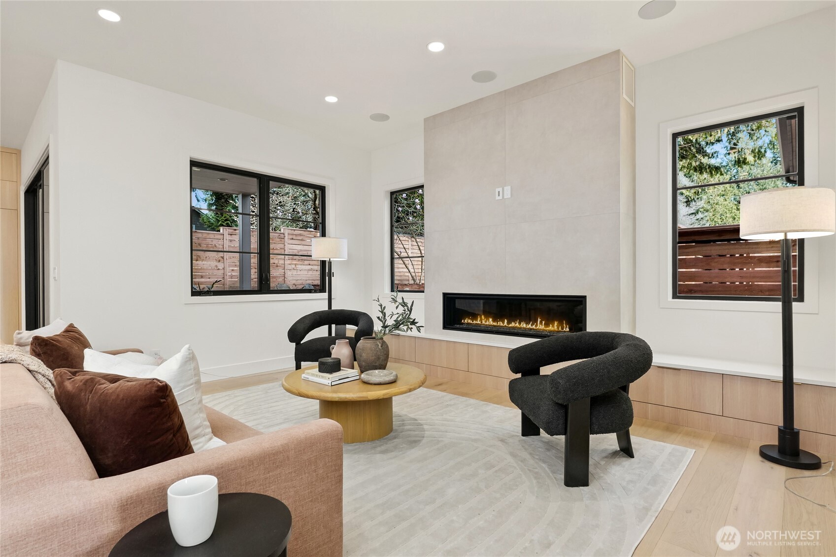 MLS #NWM2492402 image #1