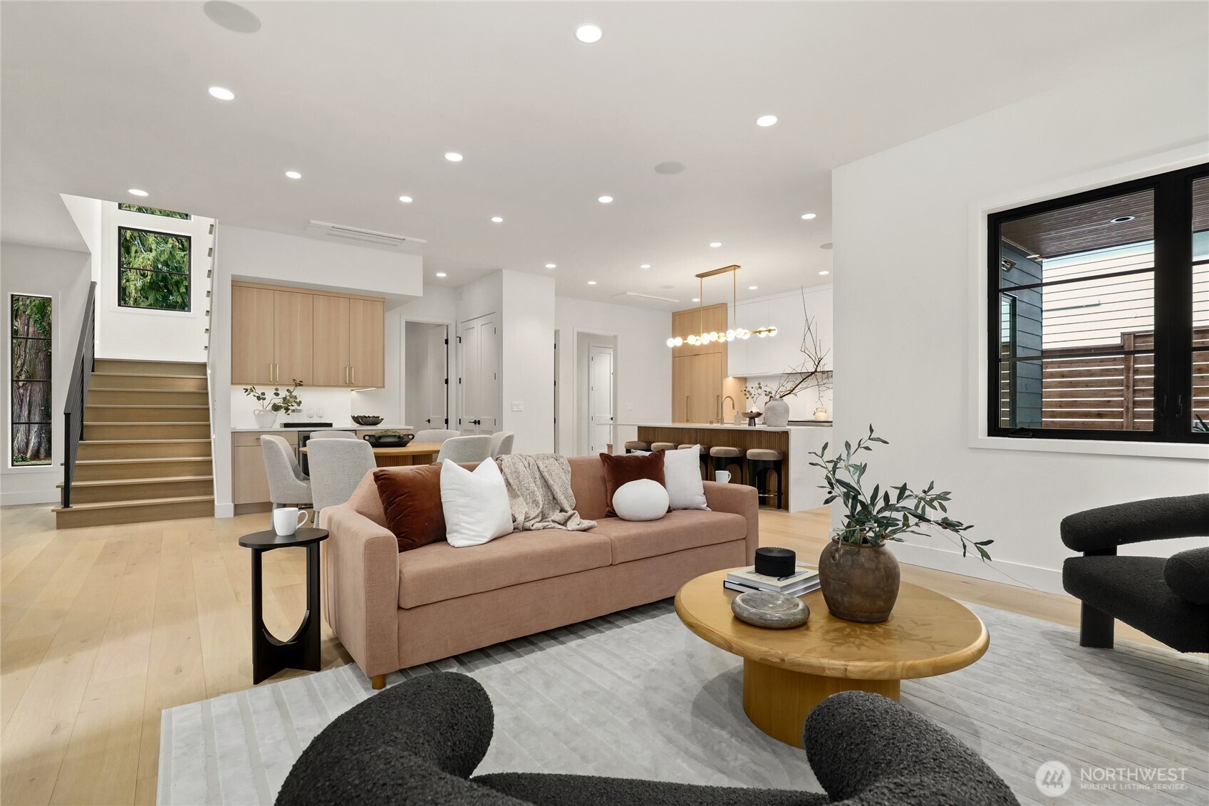 MLS #NWM2492402 image #2