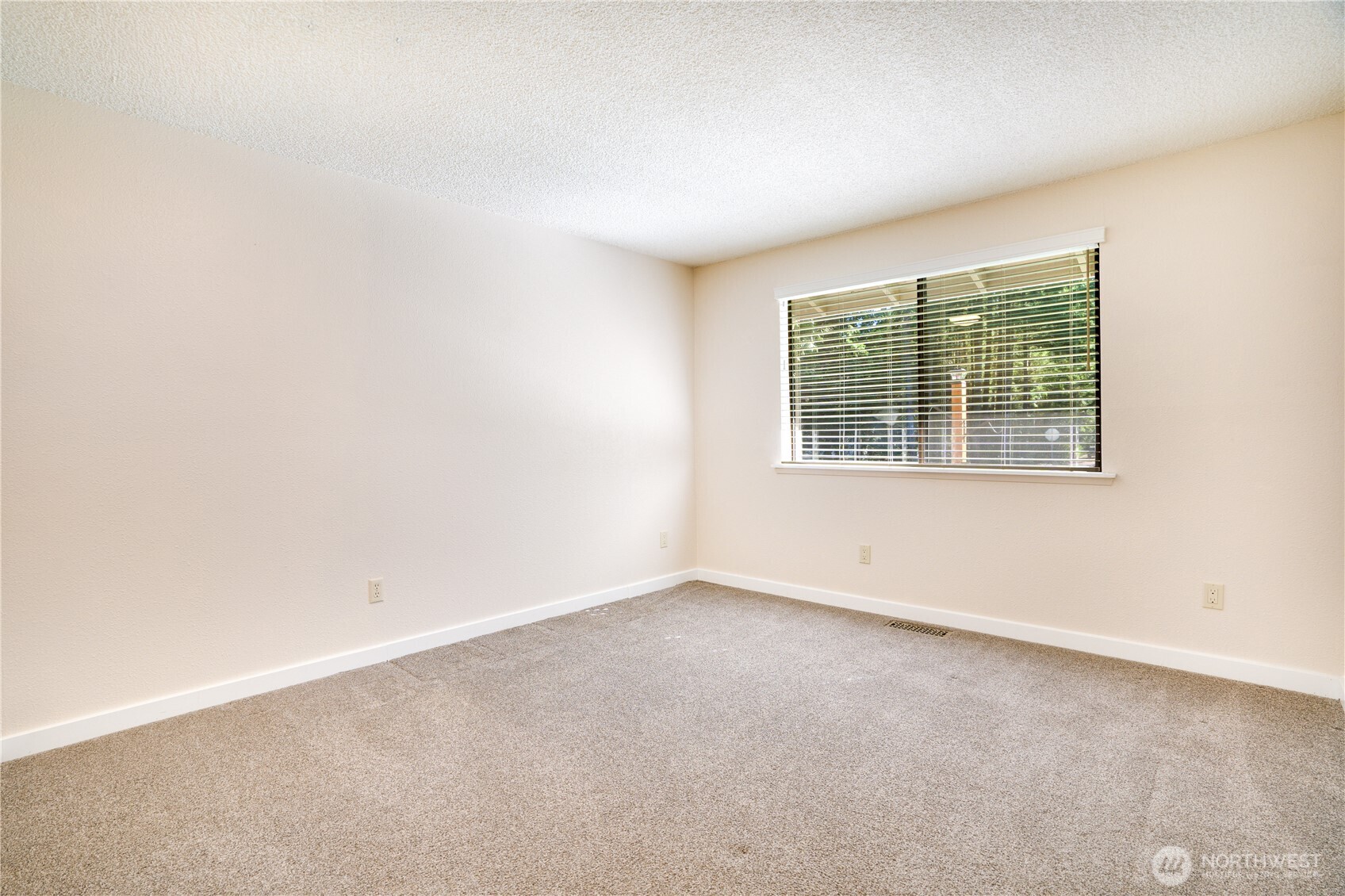 MLS #NWM2494829 image #18