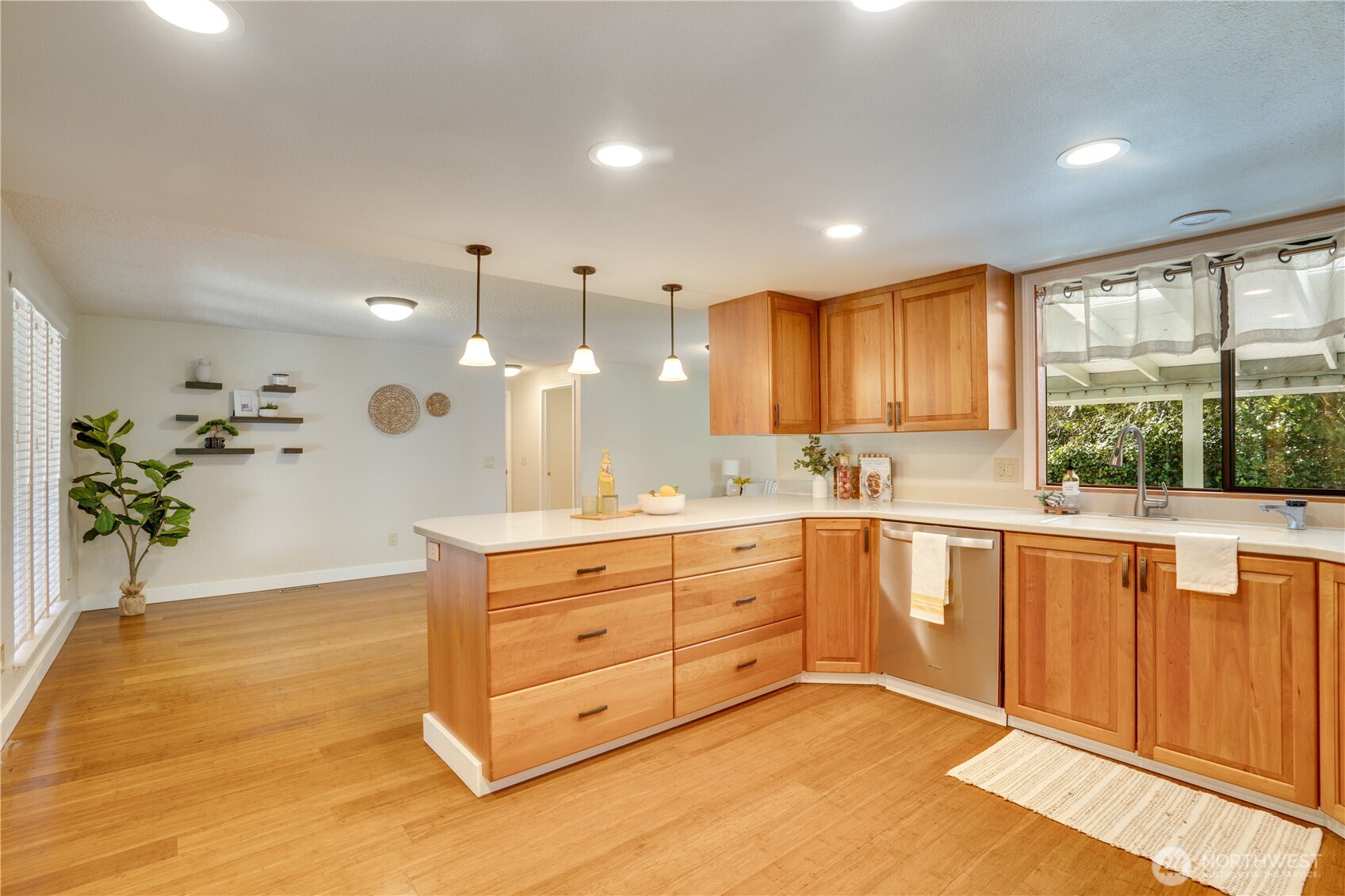 MLS #NWM2494829 image #3