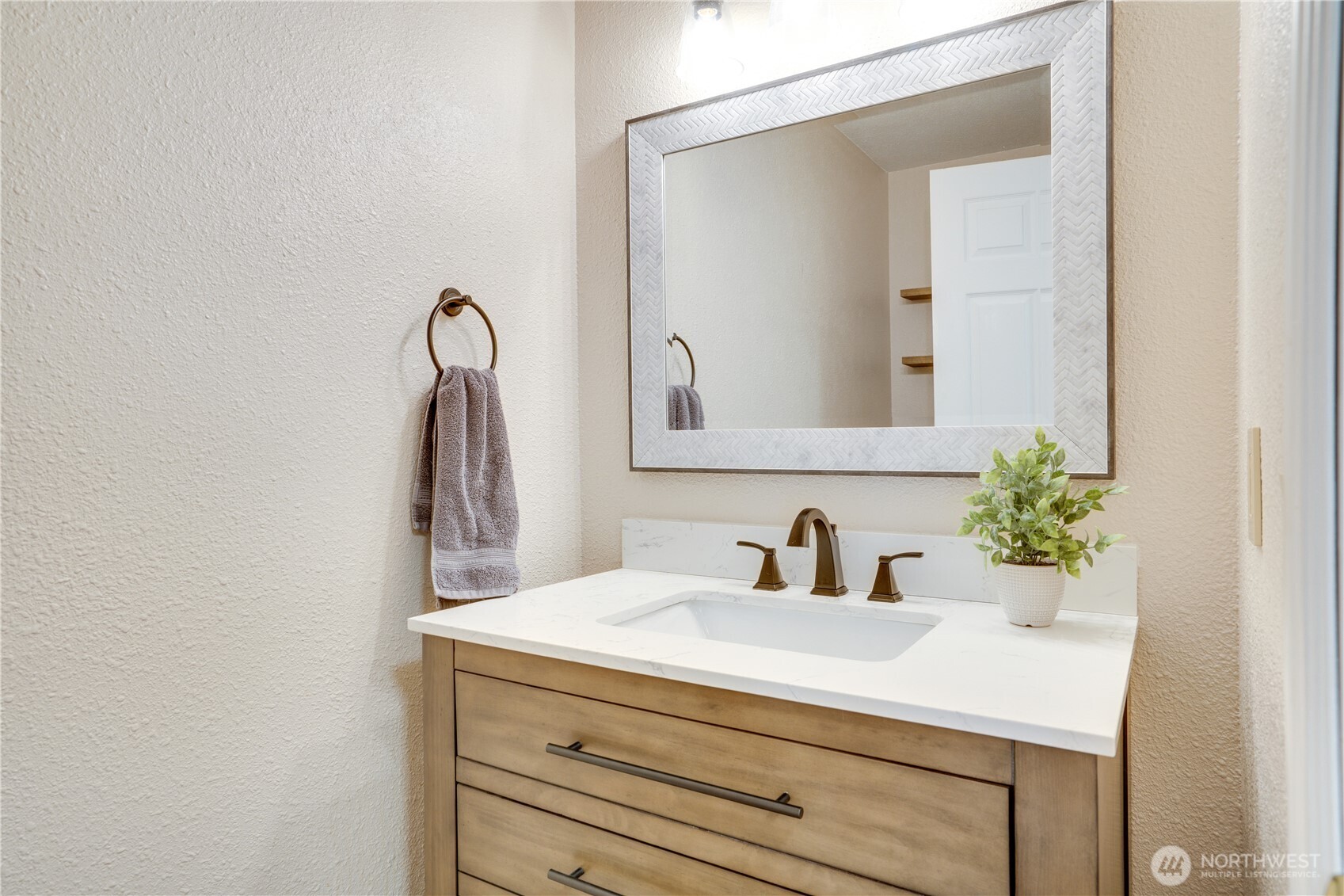 MLS #NWM2494829 image #10