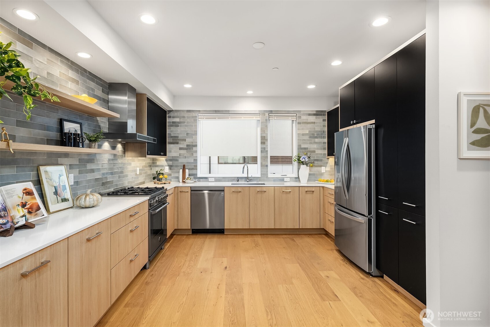 MLS #NWM2495263 image #4