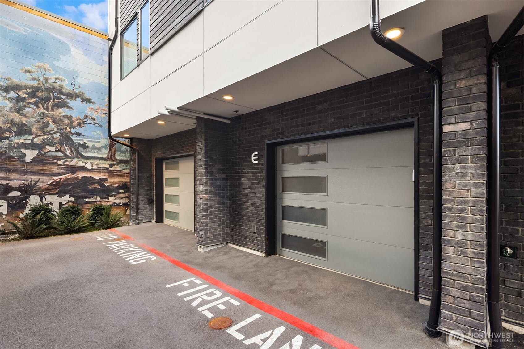 MLS #NWM2495263 image #2