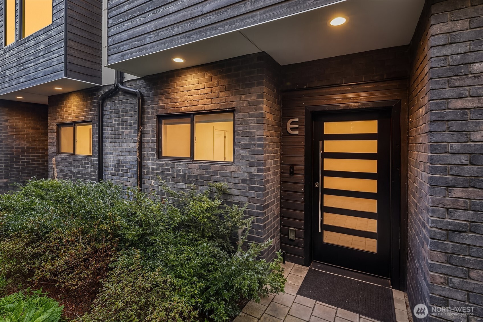 MLS #NWM2495263 image #1