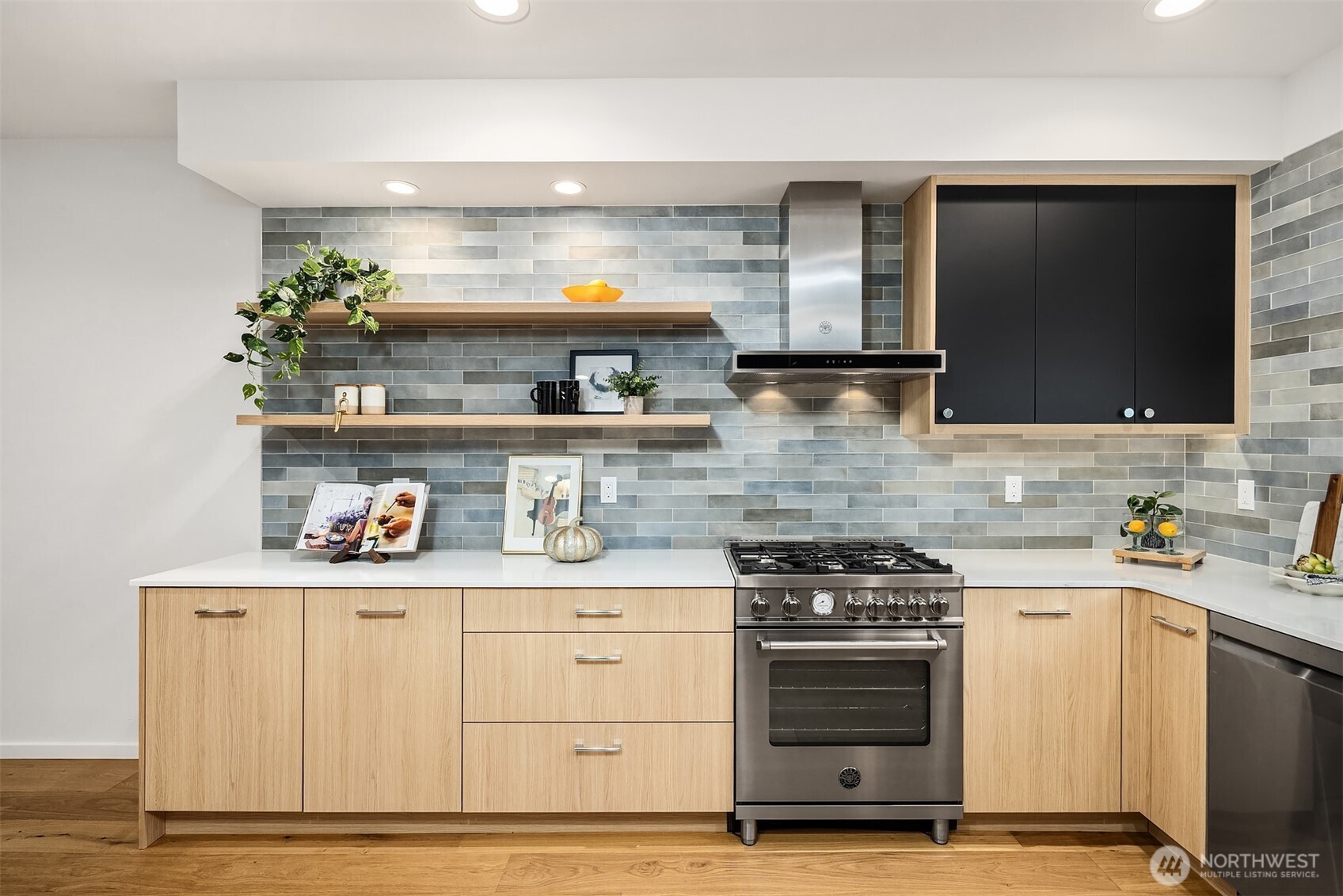 MLS #NWM2495263 image #7