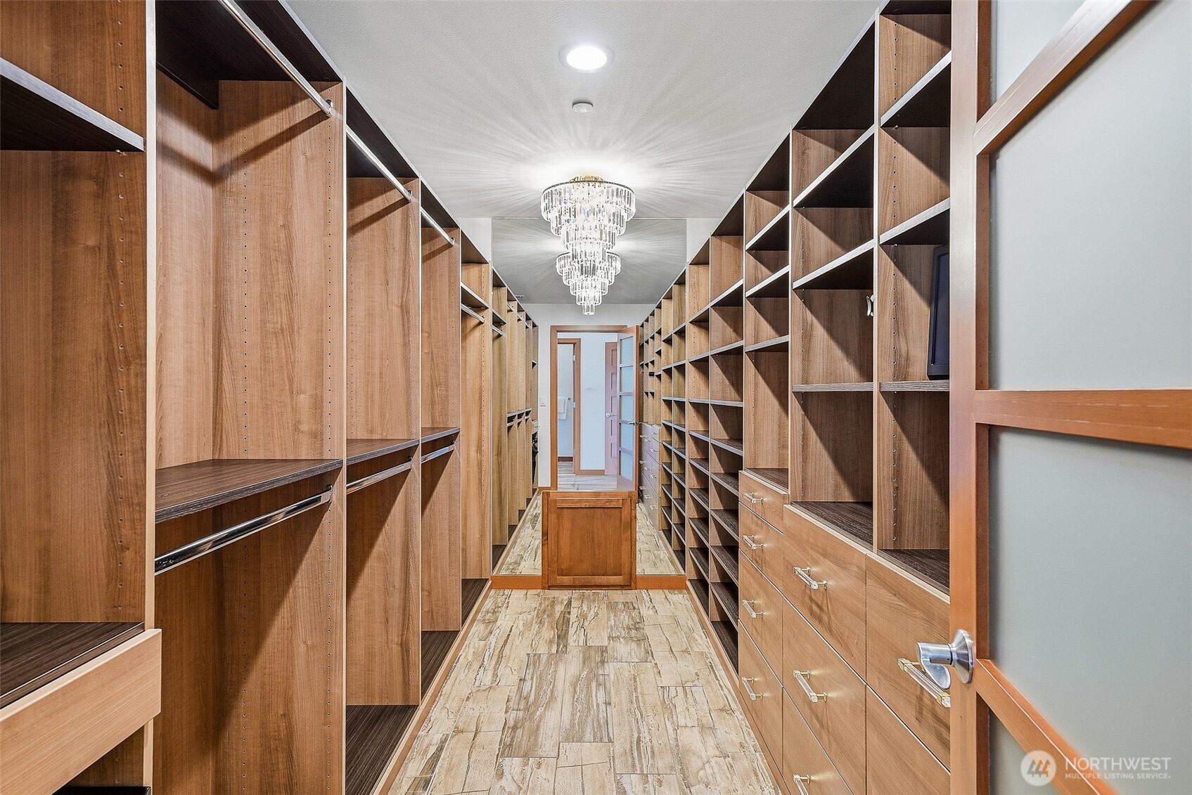 MLS #NWM2495378 image #18