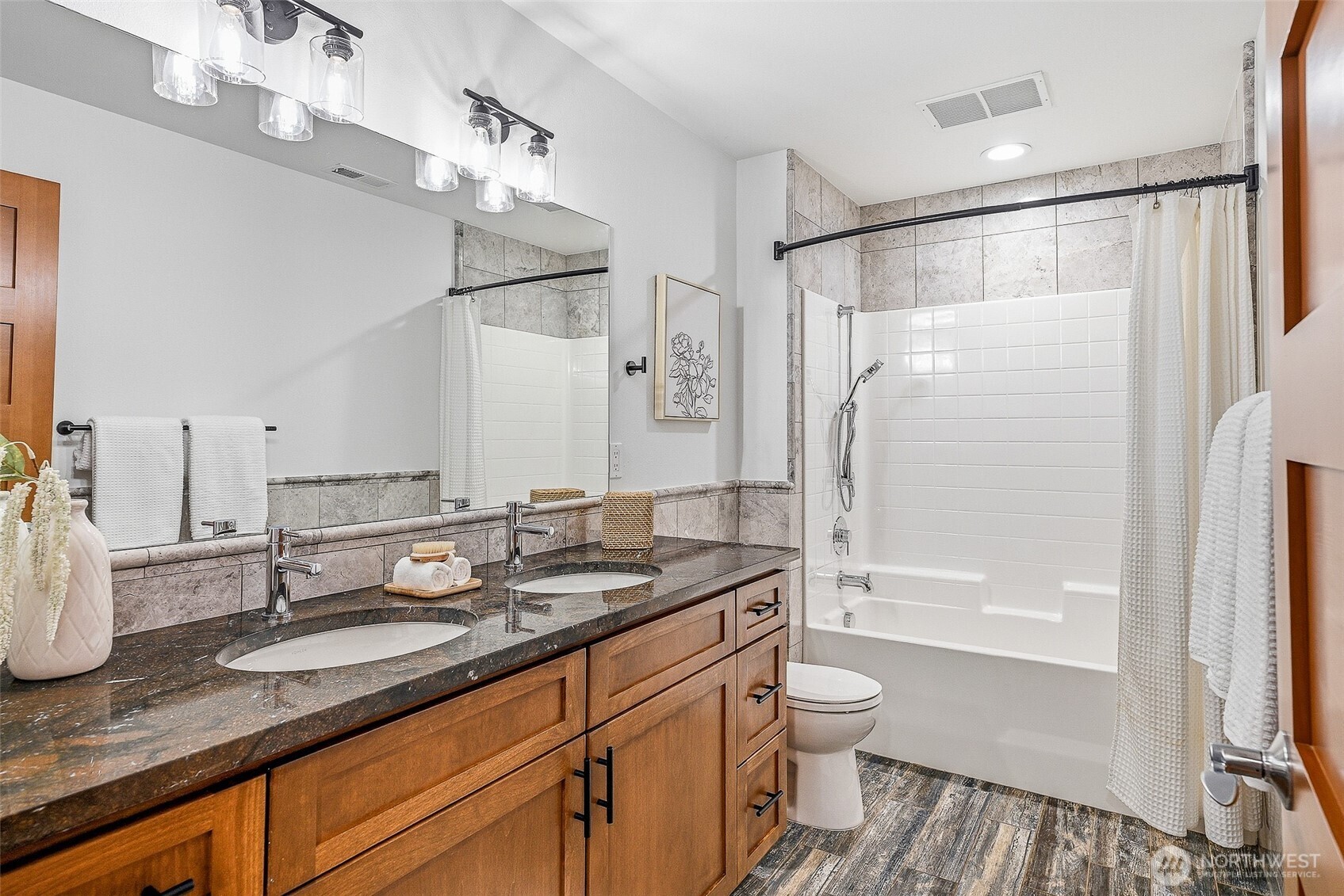 MLS #NWM2495378 image #15