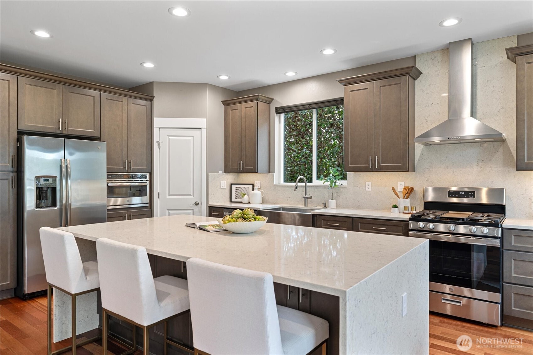 MLS #NWM2495460 image #2