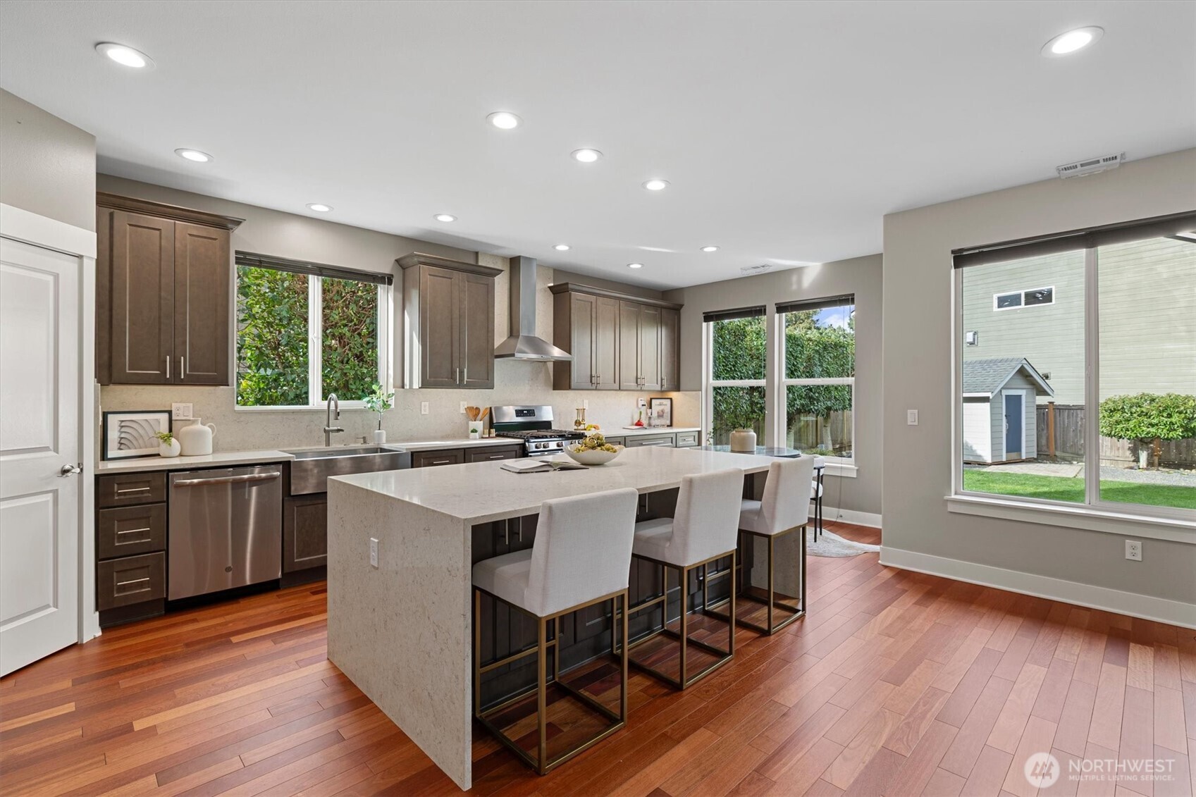 MLS #NWM2495460 image #1