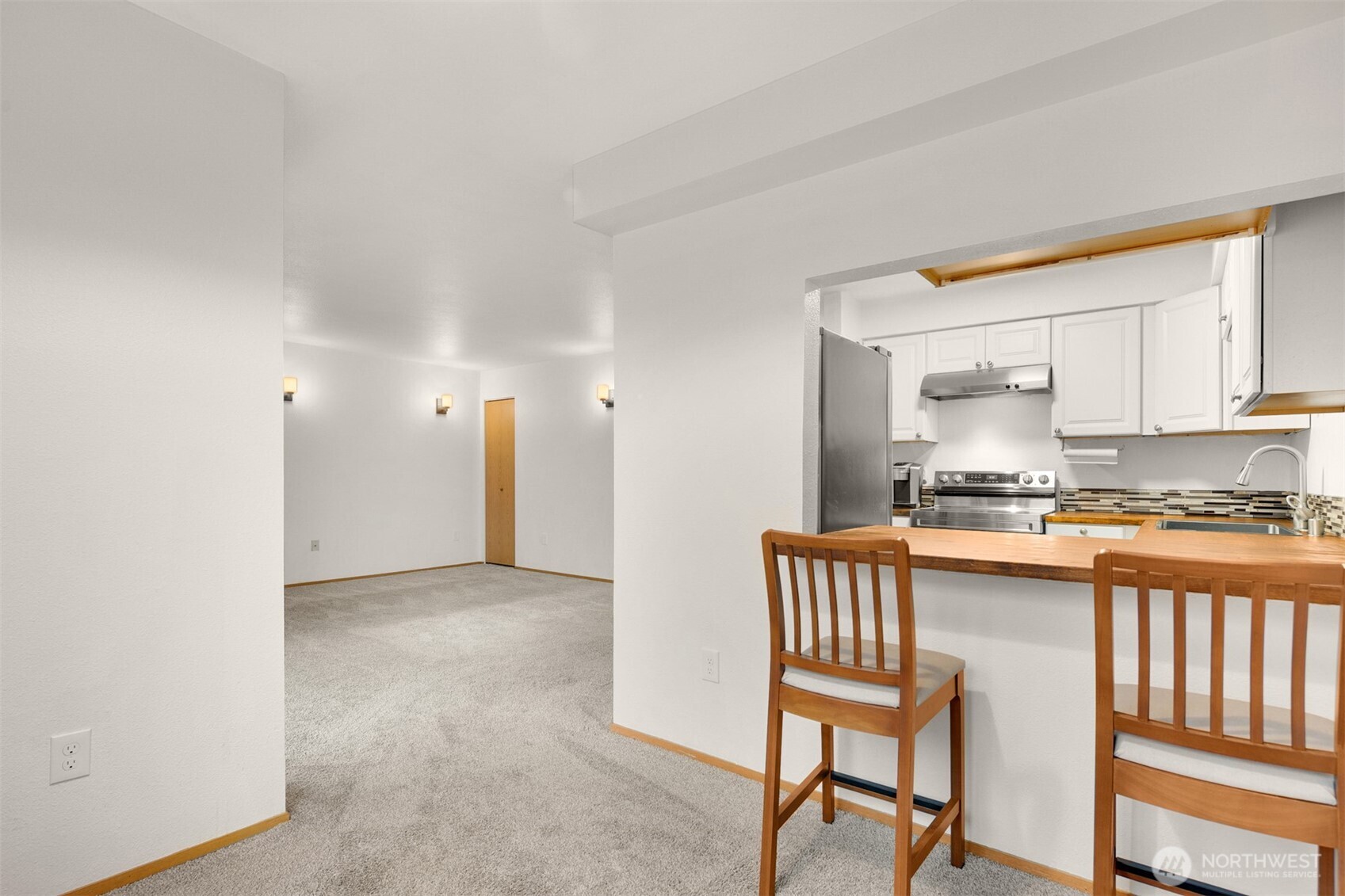 MLS #NWM2495662 image #4