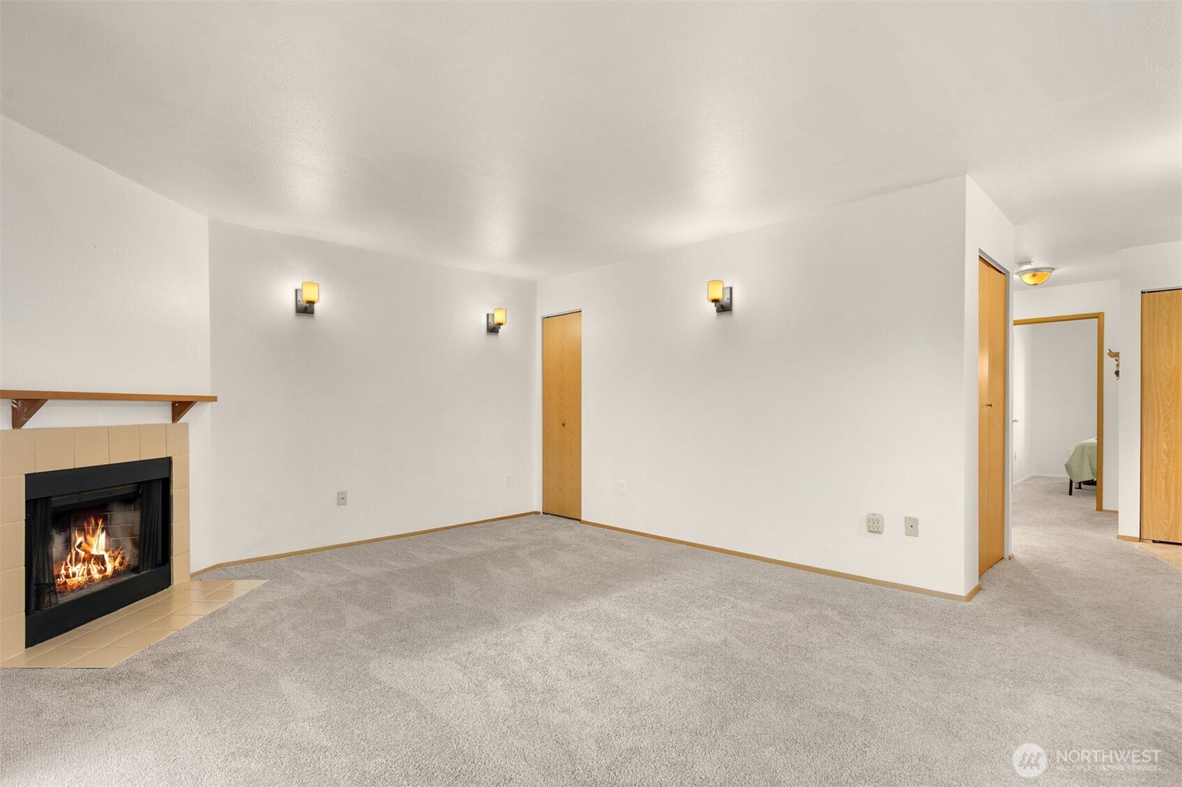 MLS #NWM2495662 image #1