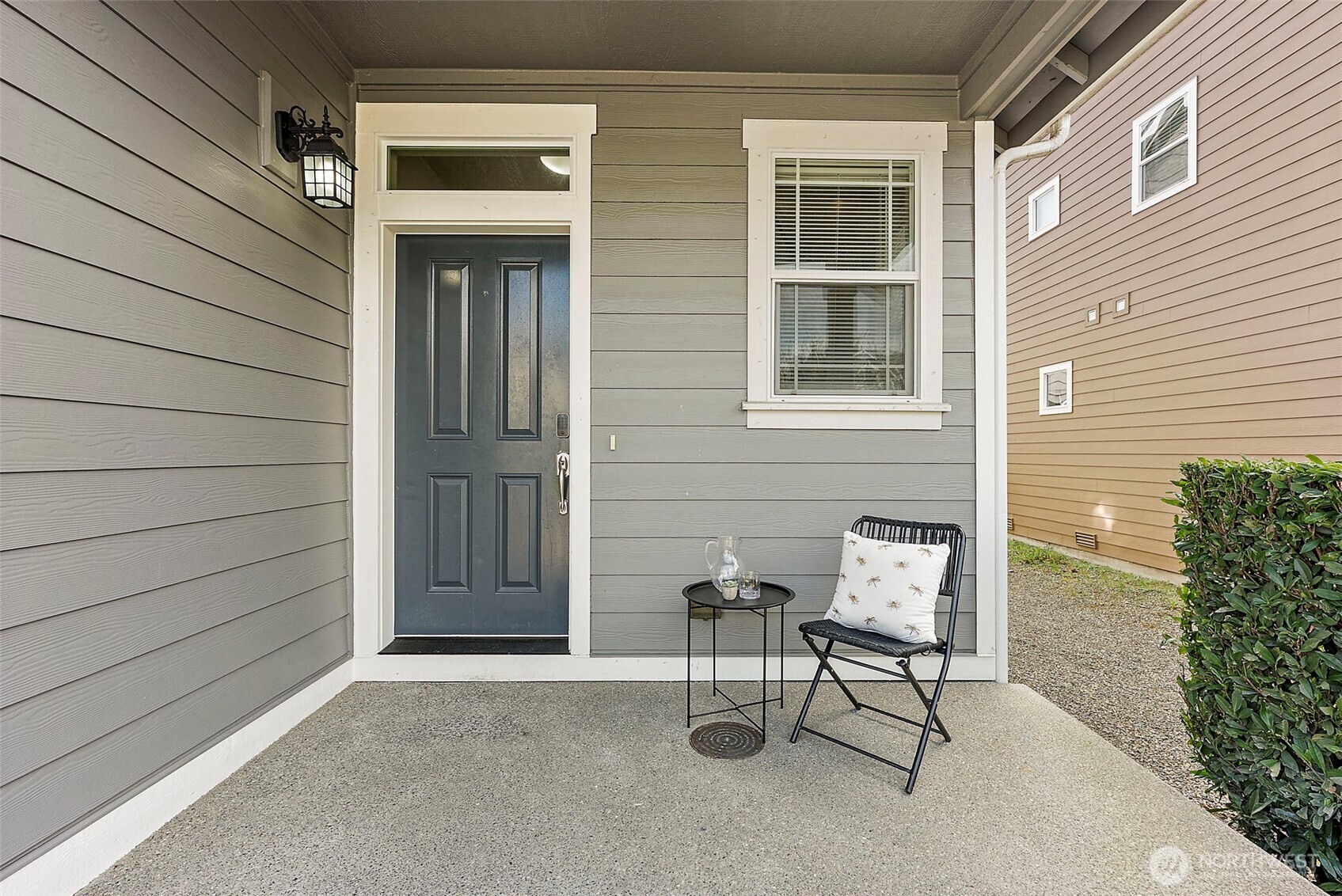 MLS #NWM2495734 image #0