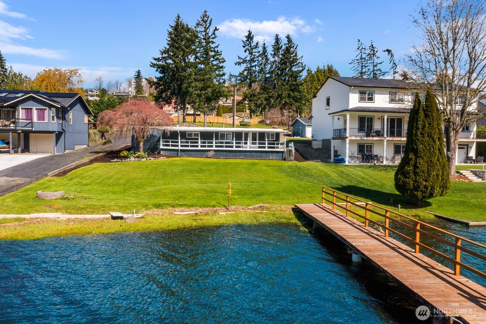 MLS #NWM2496014 image #1