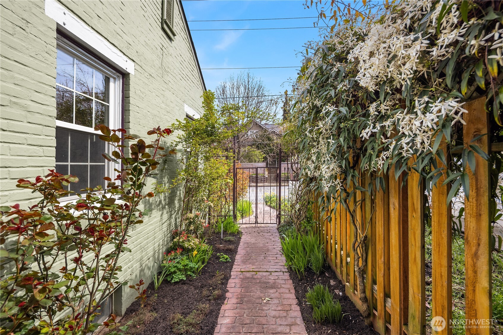 MLS #NWM2496105 image #24