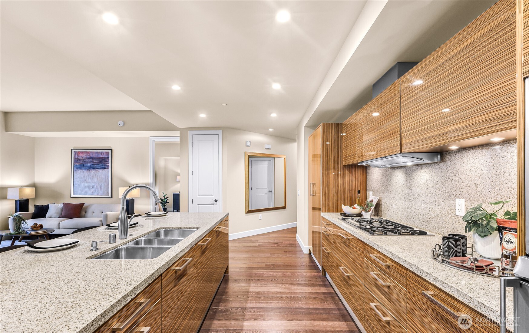 MLS #NWM2496120 image #7