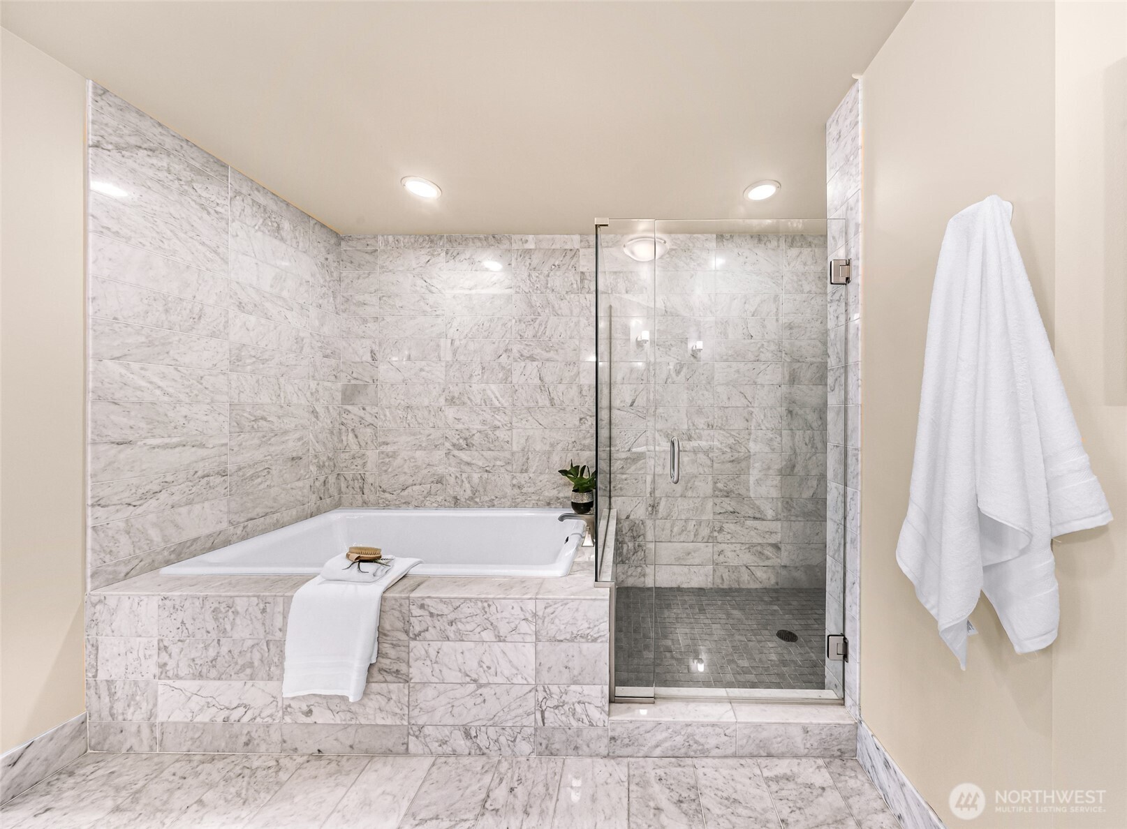 MLS #NWM2496120 image #18