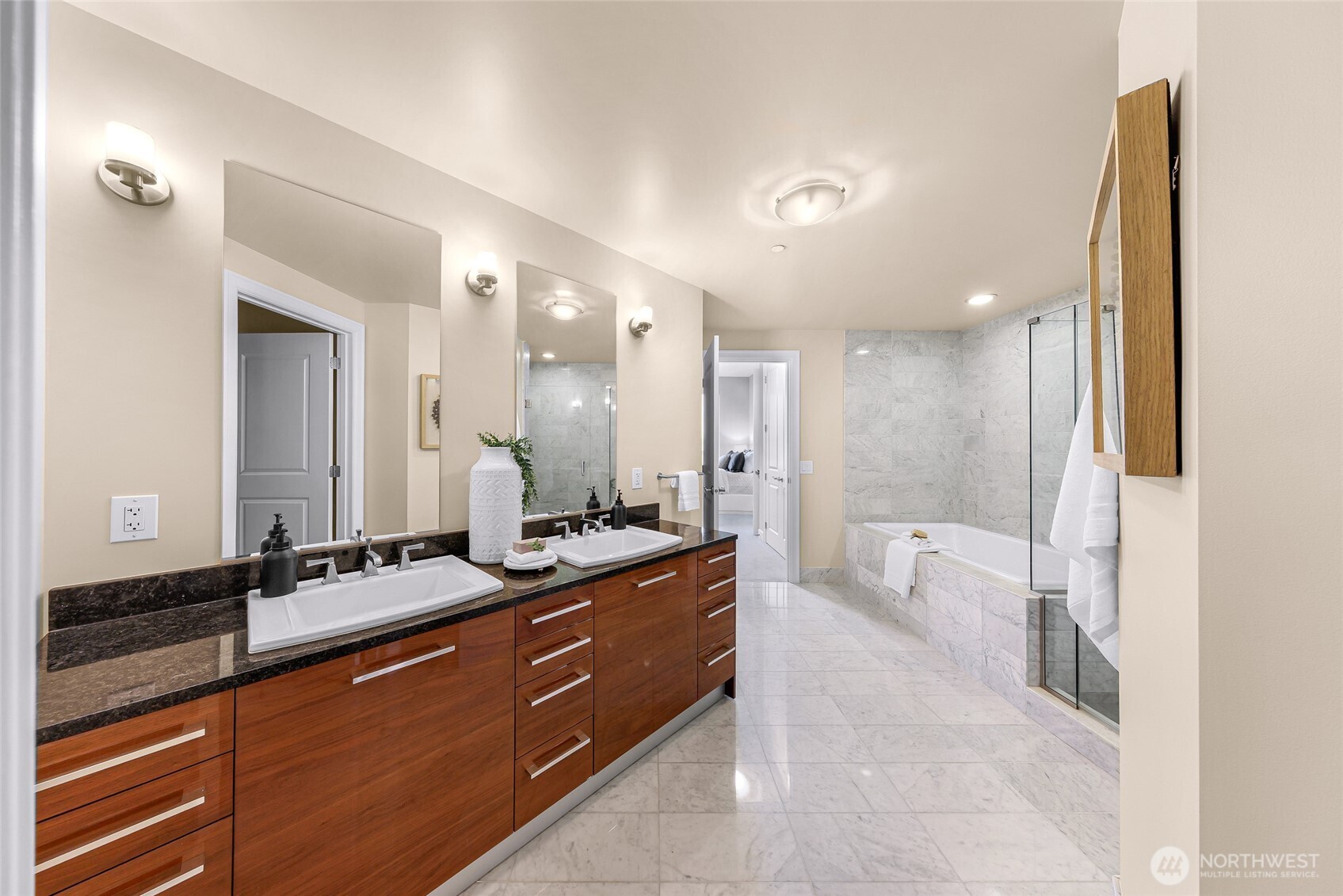 MLS #NWM2496120 image #20