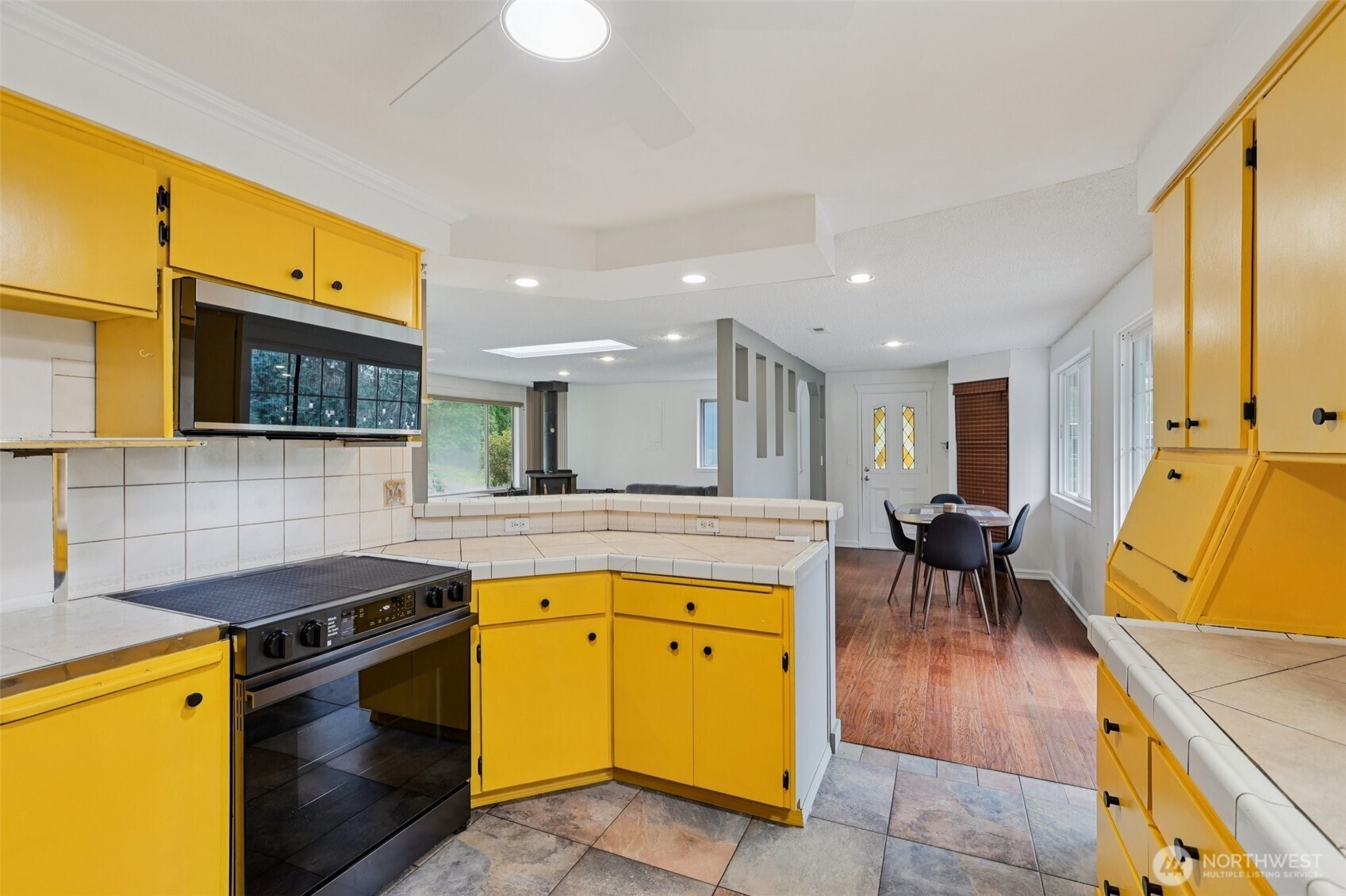 MLS #NWM2496137 image #10