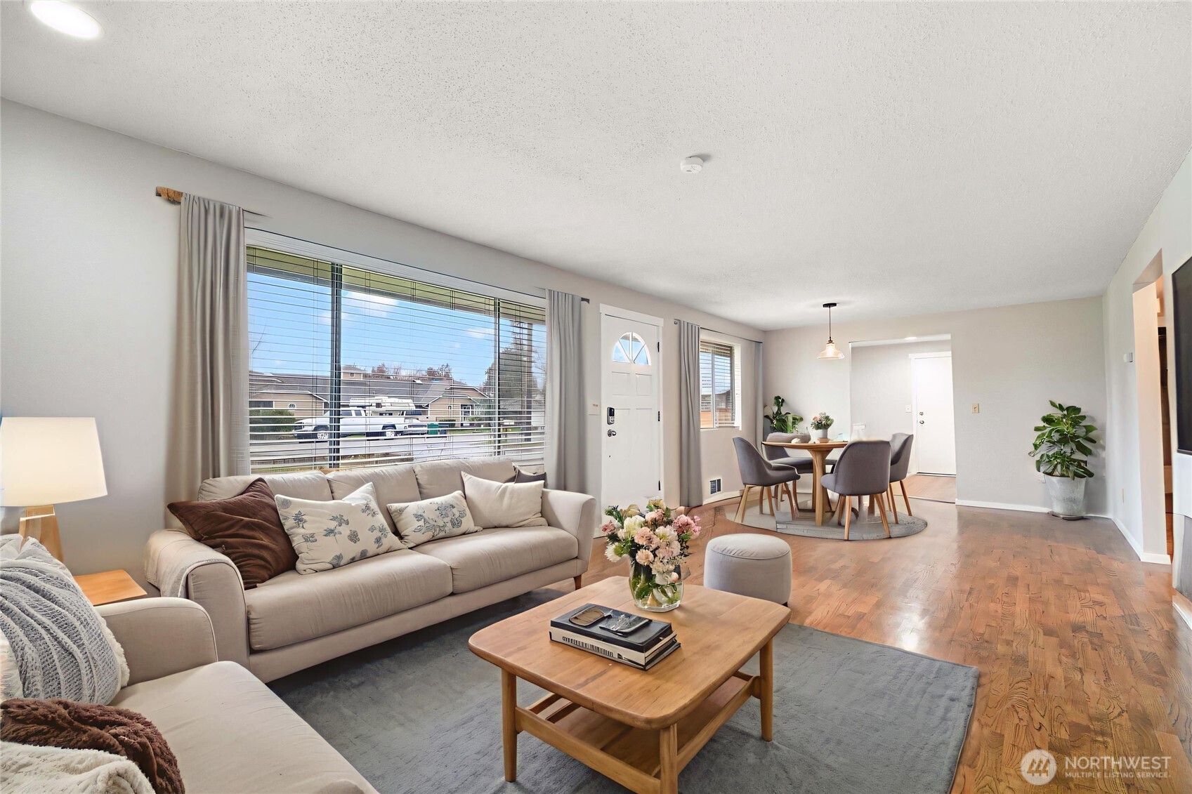 MLS #NWM2496268 image #2