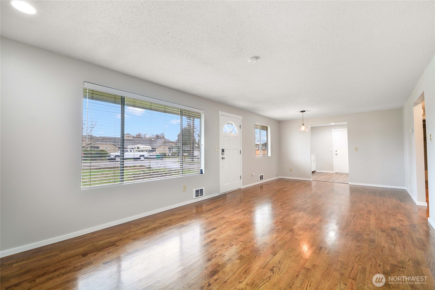 MLS #NWM2496268 image #3