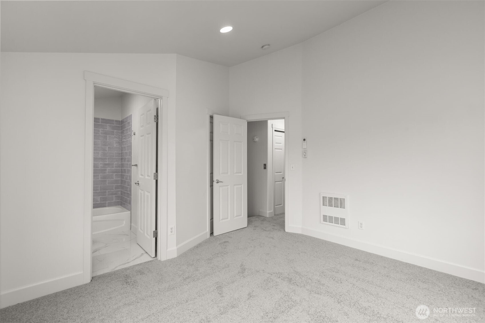 MLS #NWM2496464 image #18