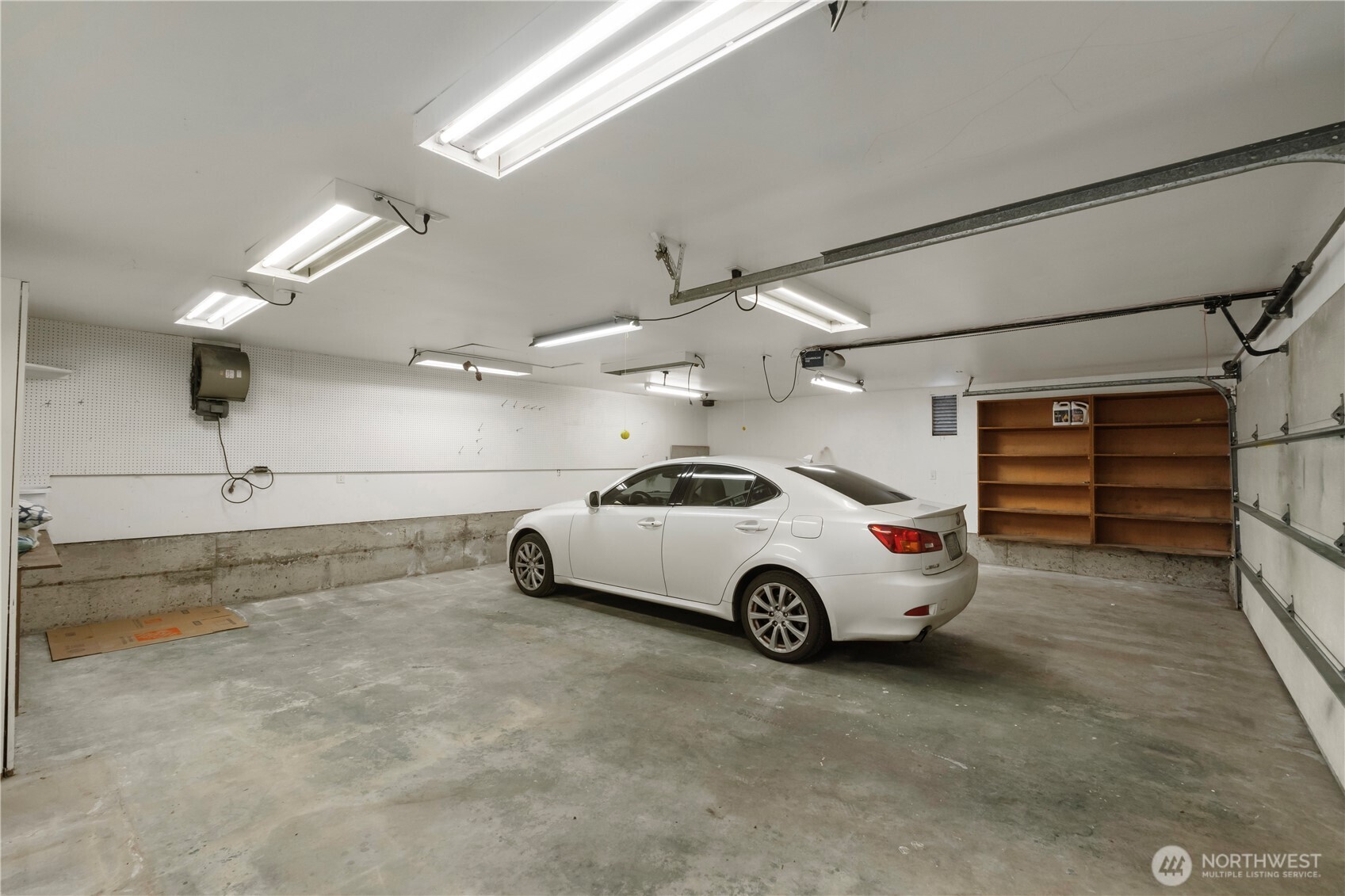 MLS #NWM2497117 image #33