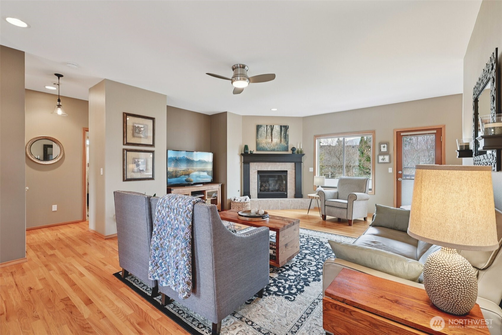 MLS #NWM2486225 image #6